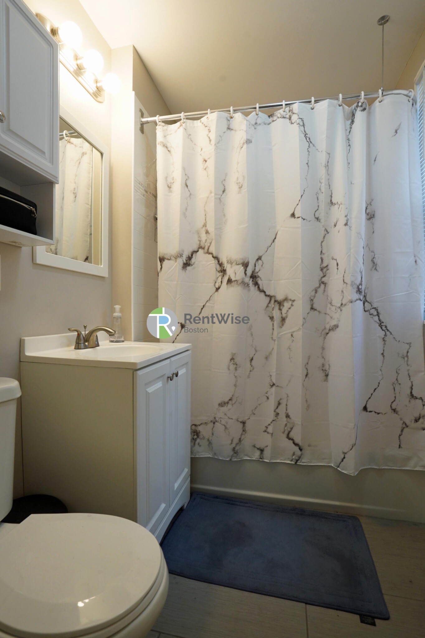 4 Ashford Ct, Allston