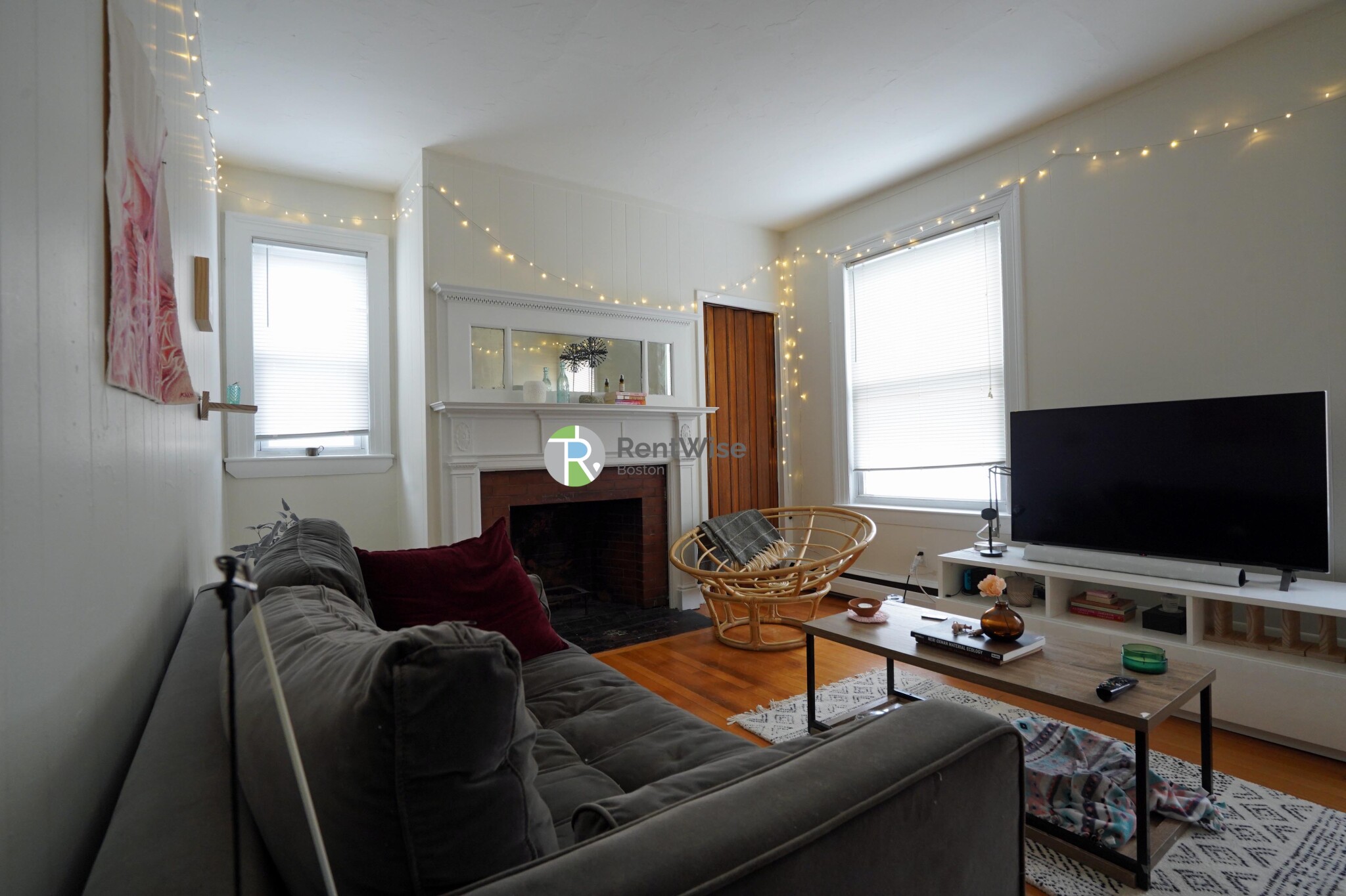 1 Ashford Ct, Allston