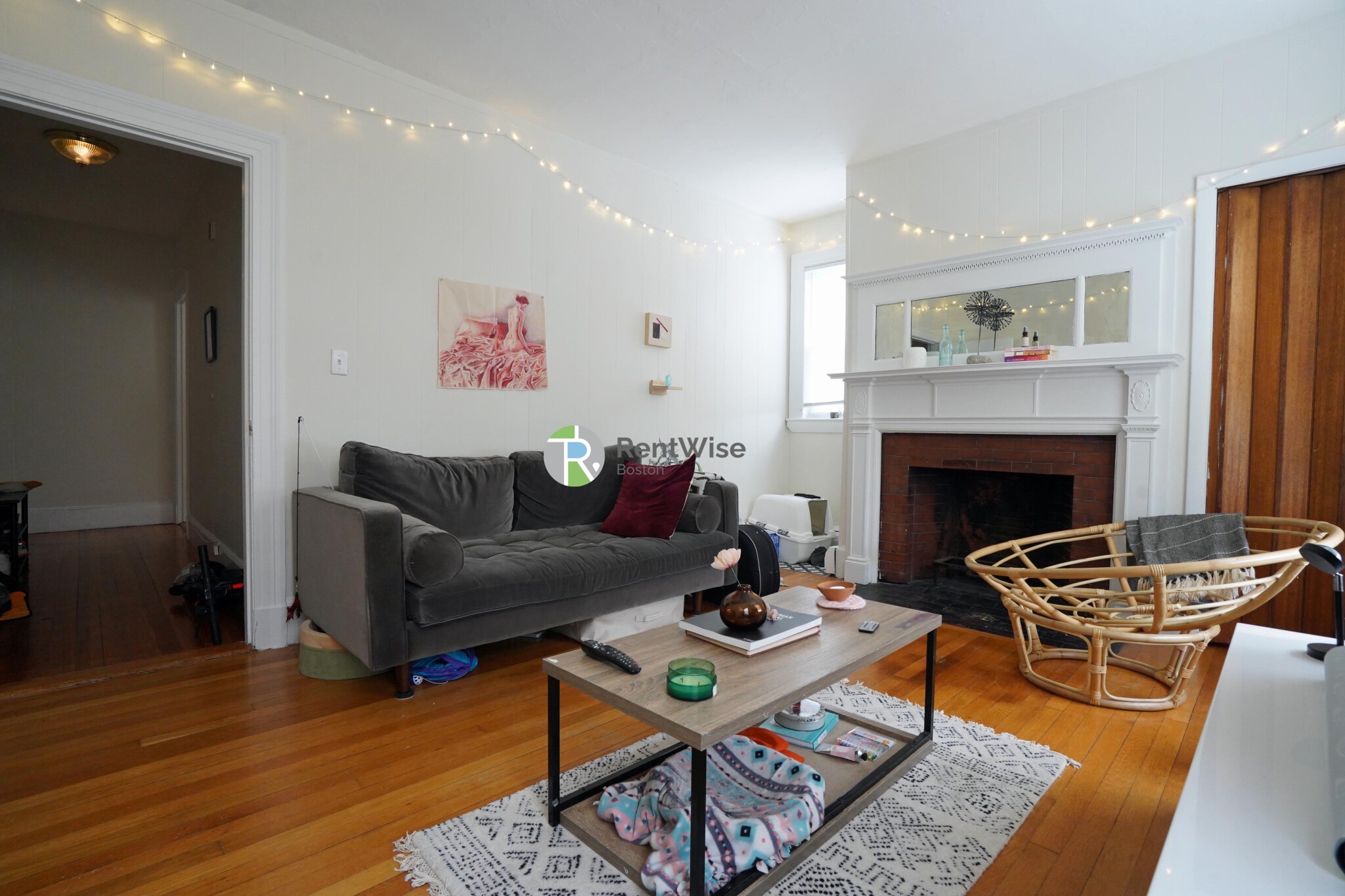 1 Ashford Ct, Allston