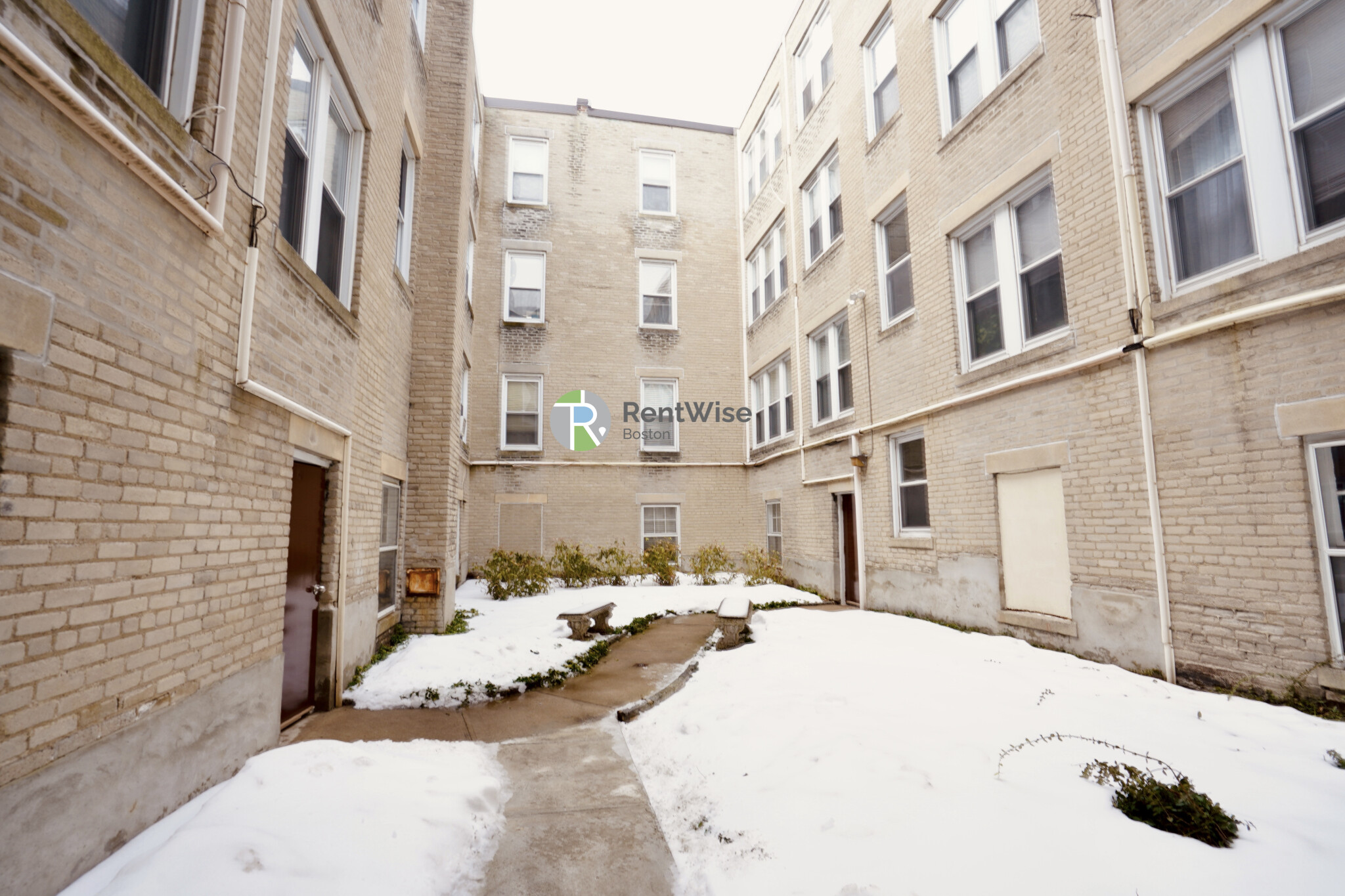 40 Quint Ave, Allston