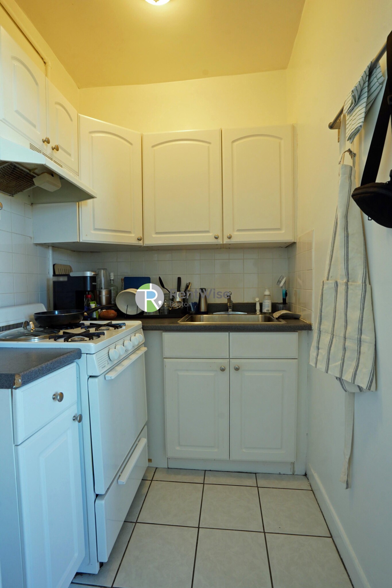 1298 Commonwealth Ave, Allston