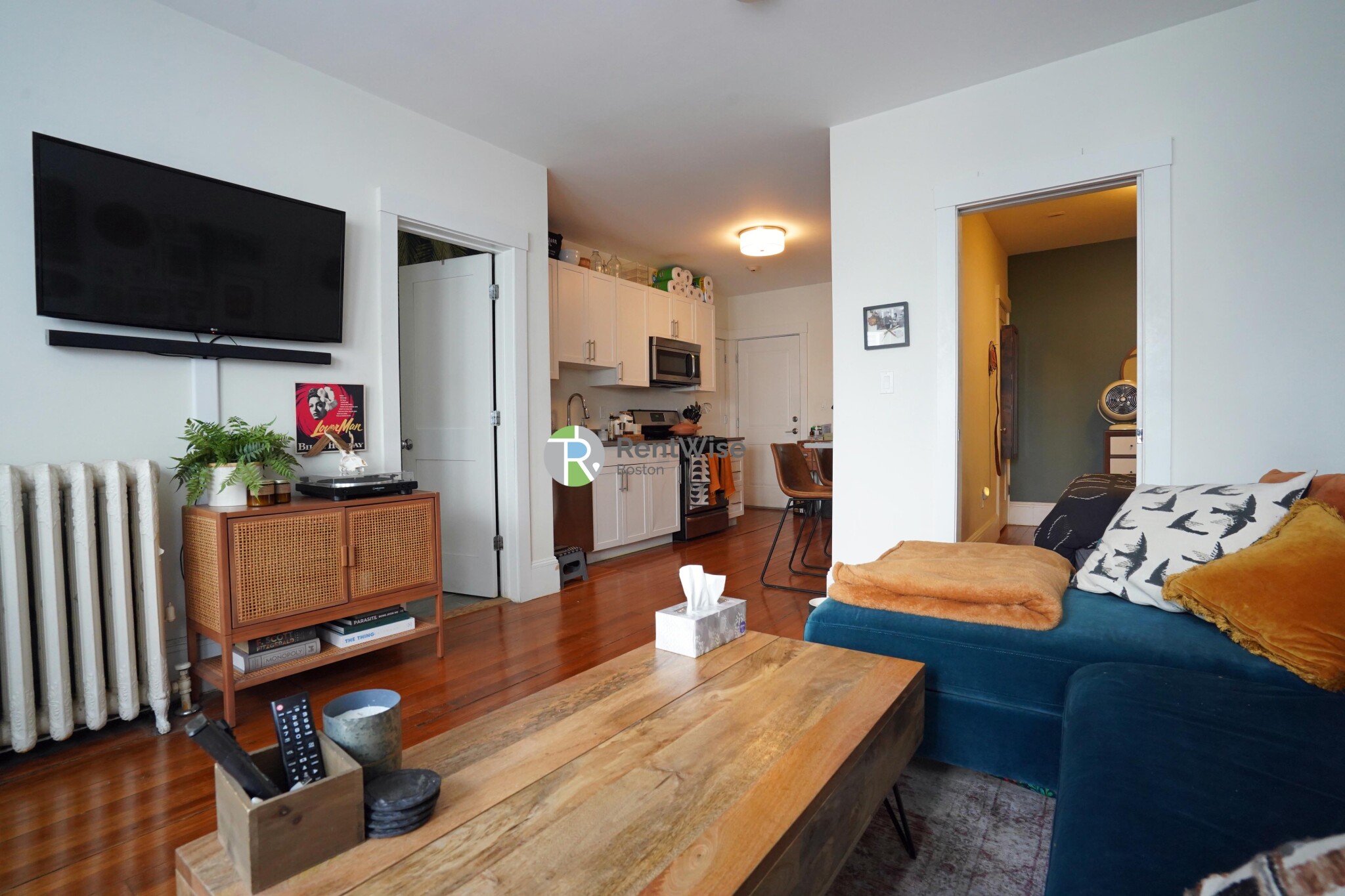 83 Harvard St, Brookline Village