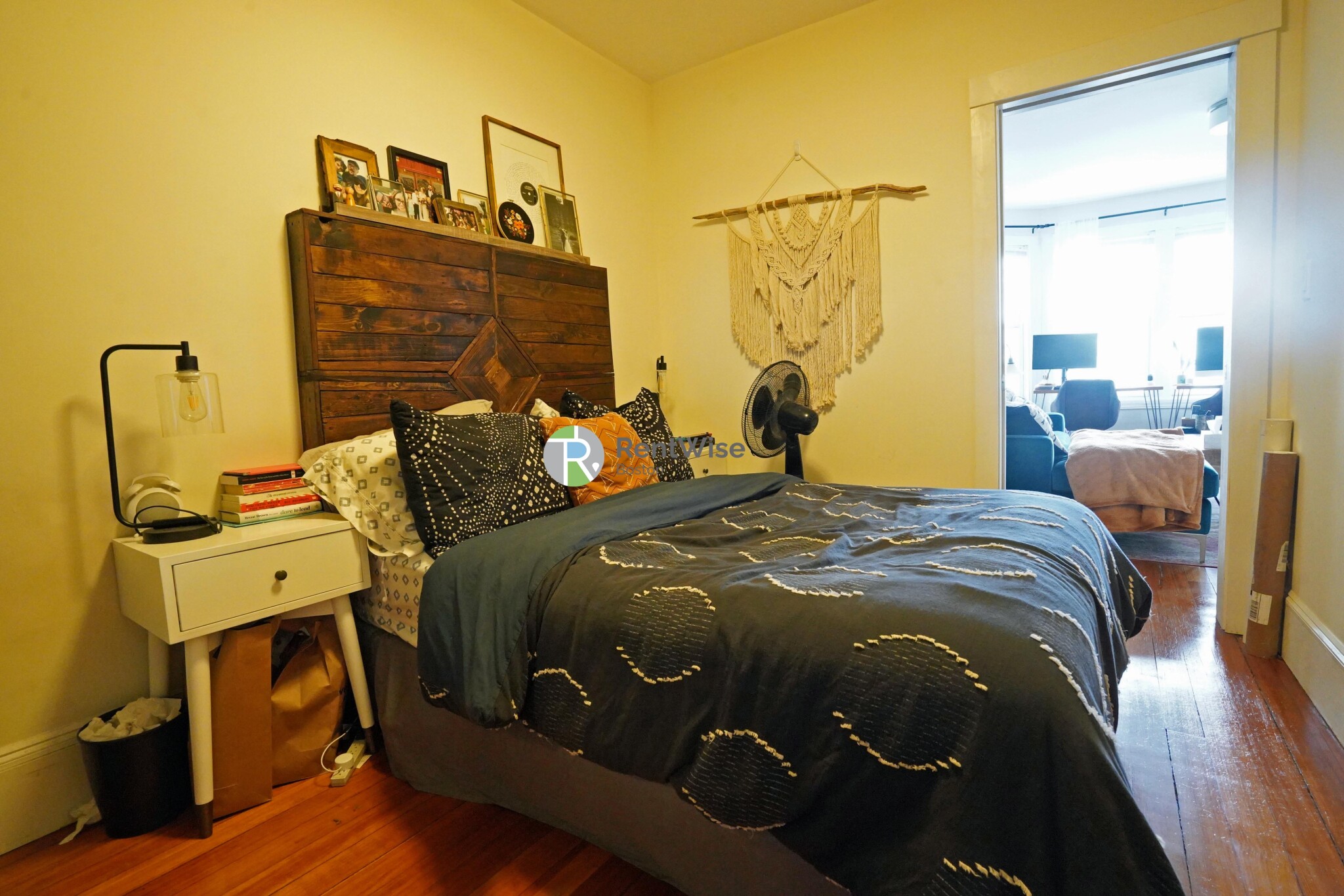 83 Harvard St, Brookline Village