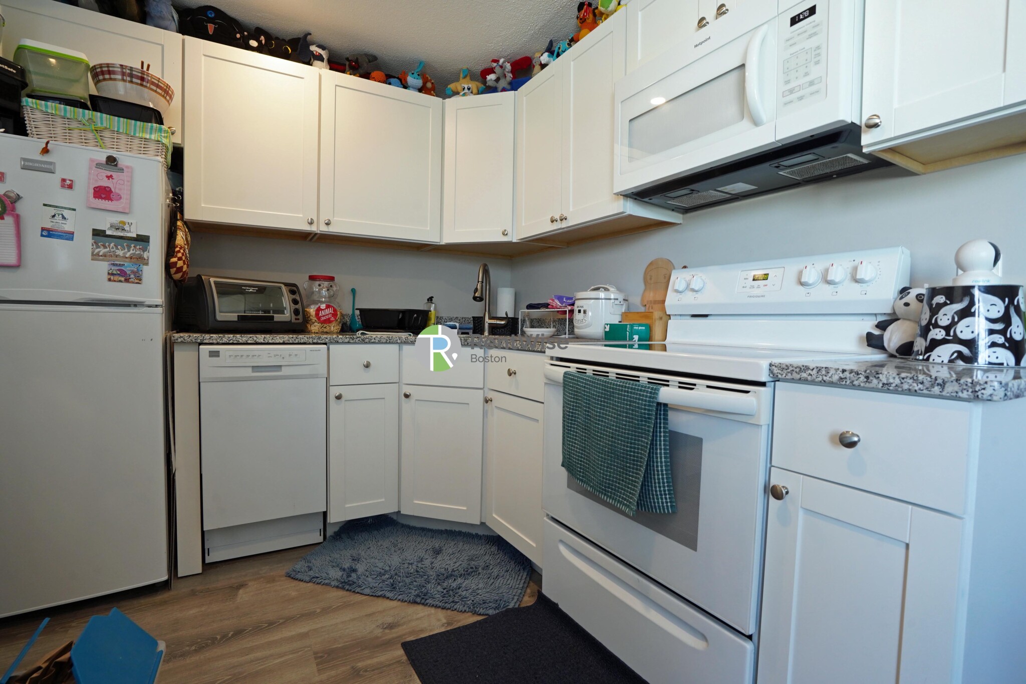 121 Ash St, South Side