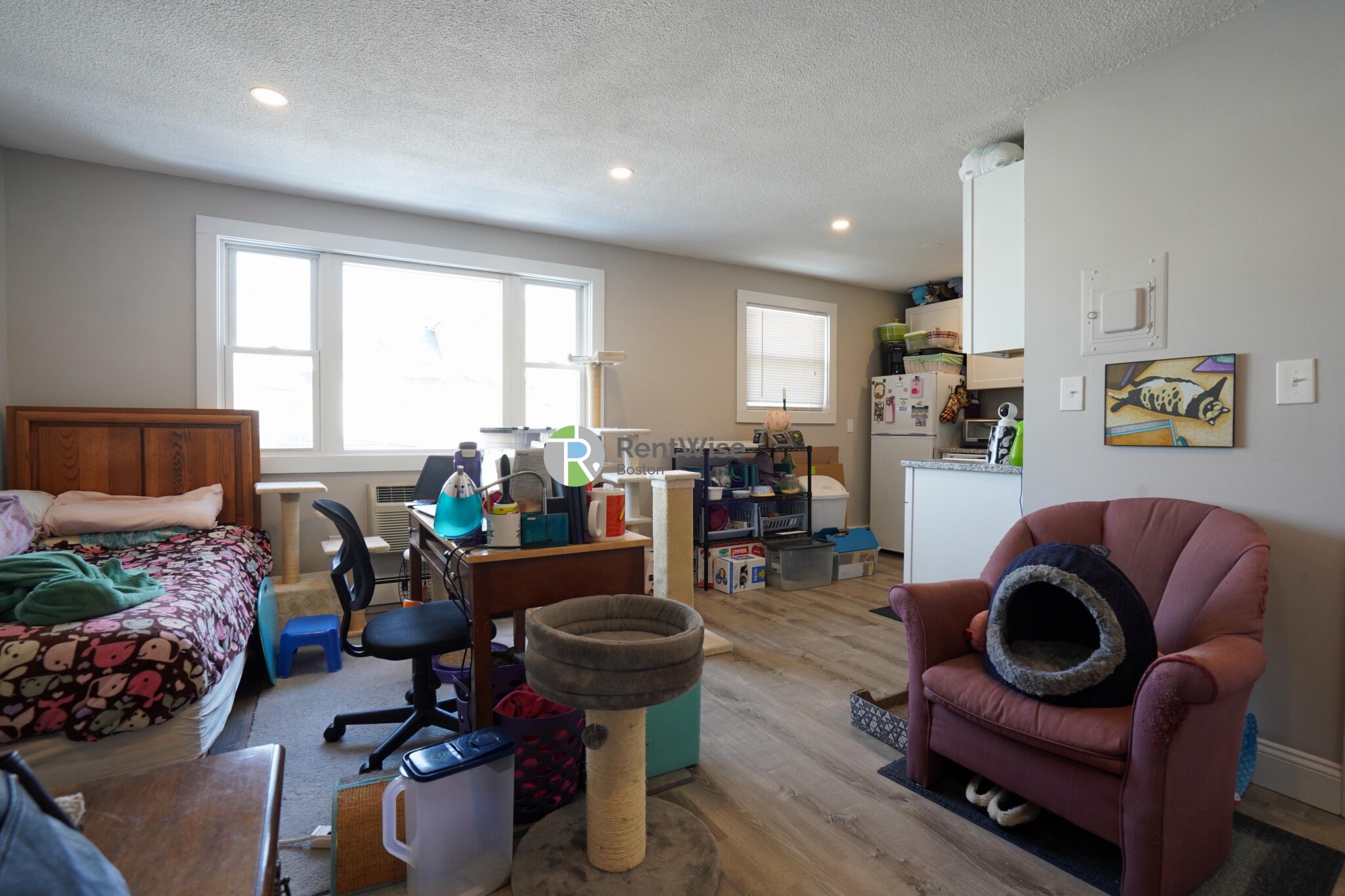 121 Ash St, South Side