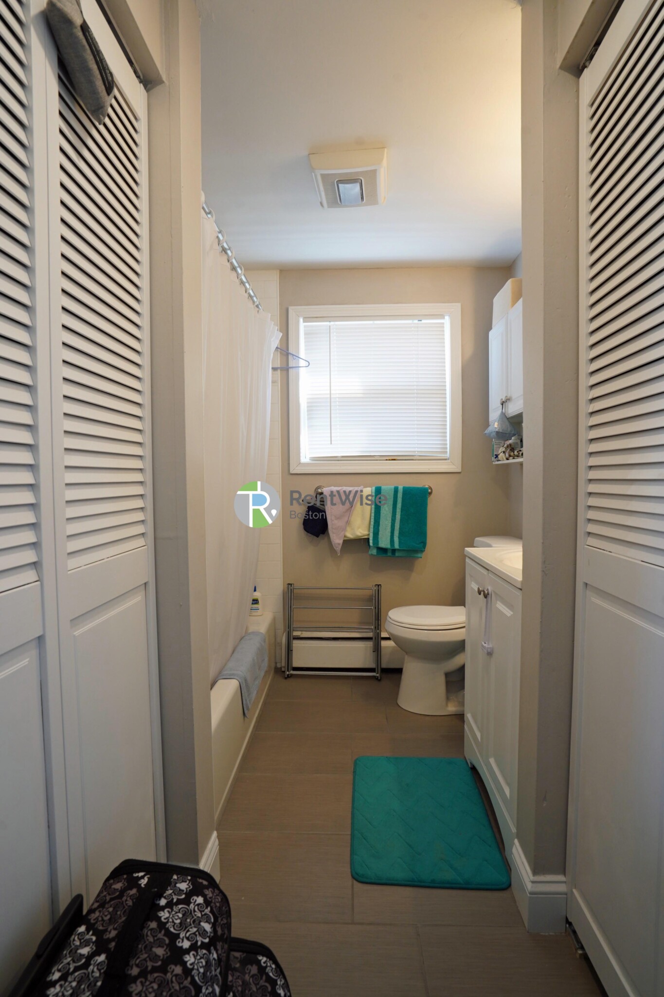 121 Ash St, South Side