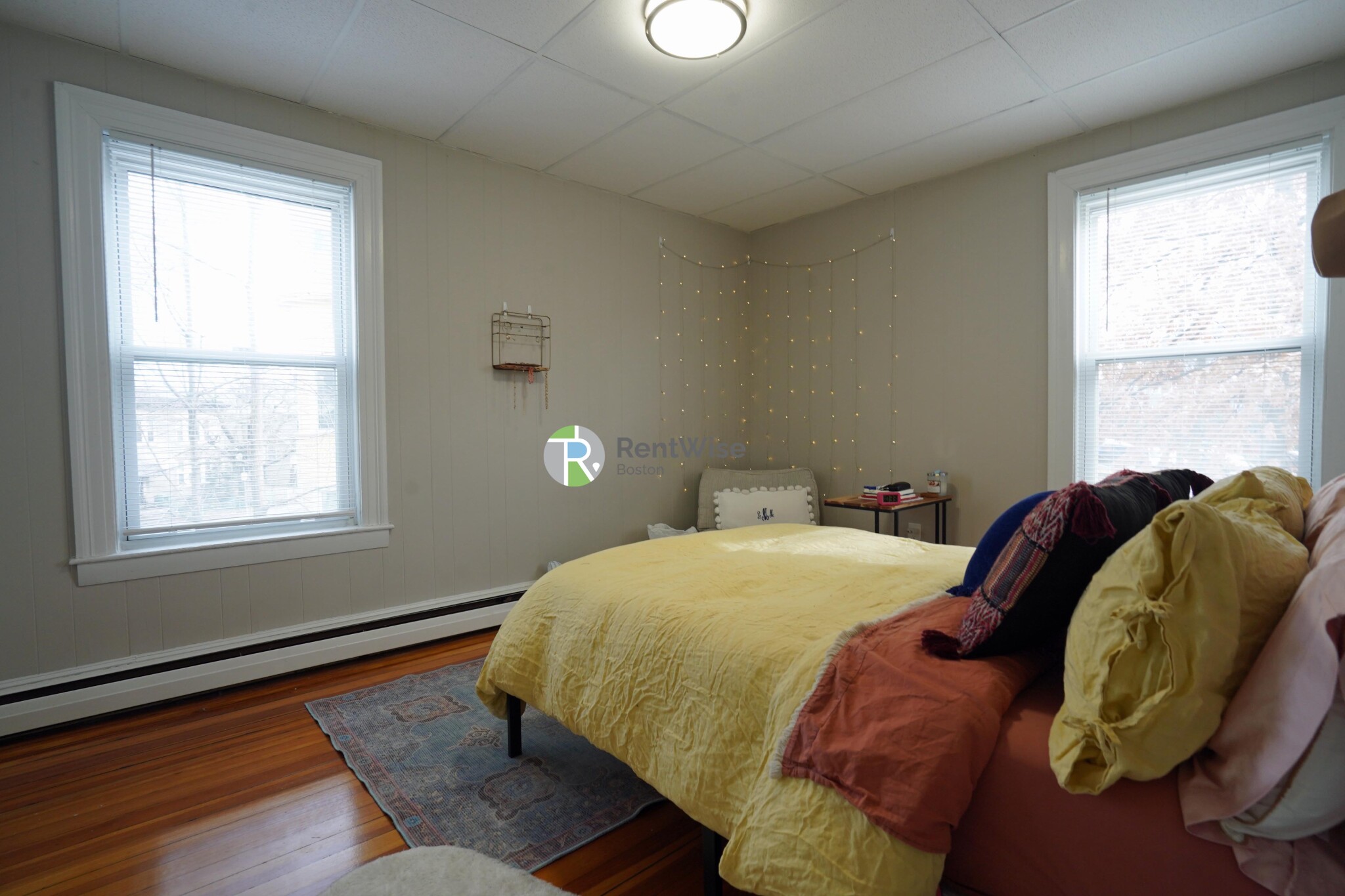 2 Ashford Ct, Allston