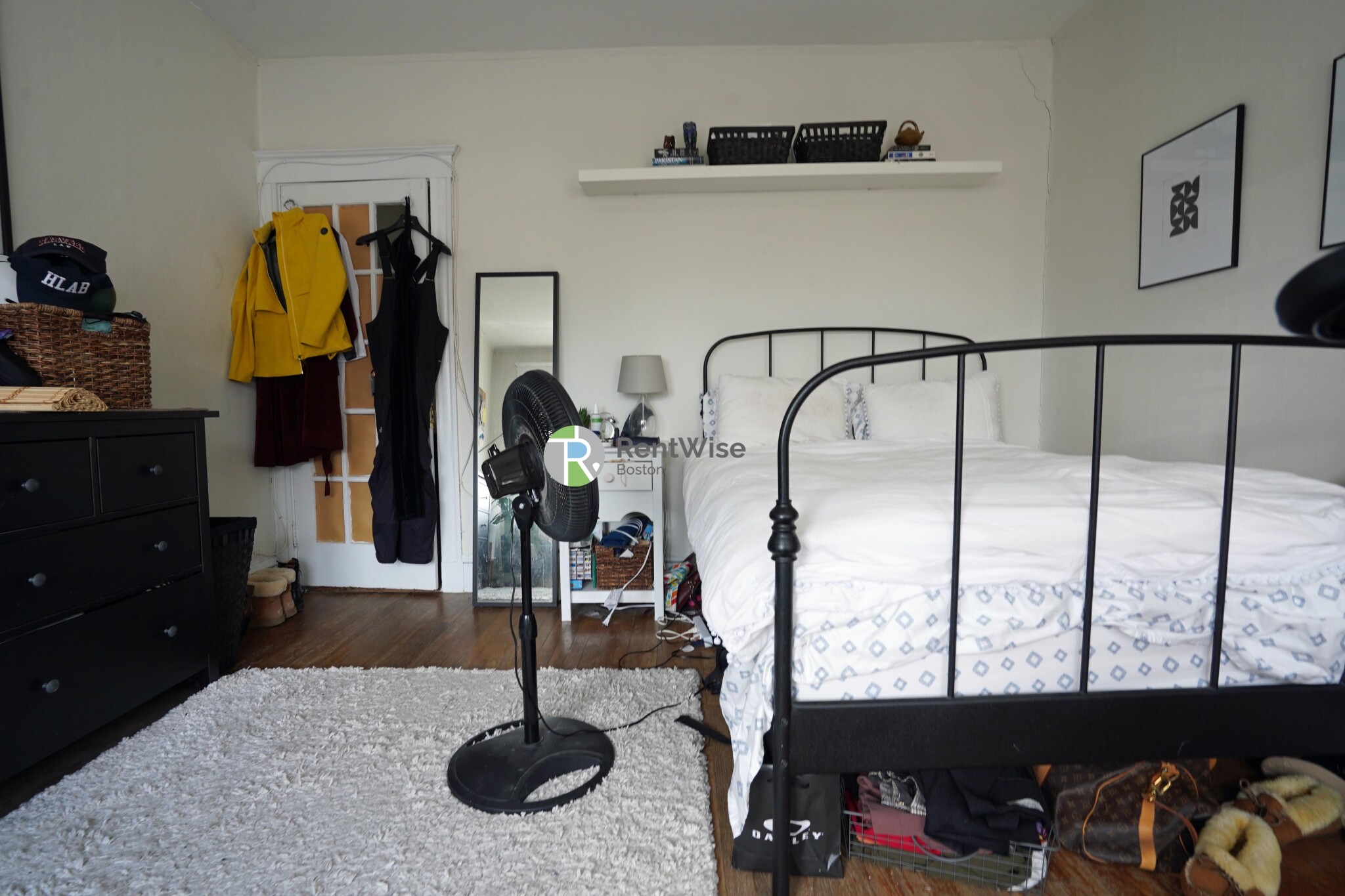 39 Clinton St, Mid-Cambridge