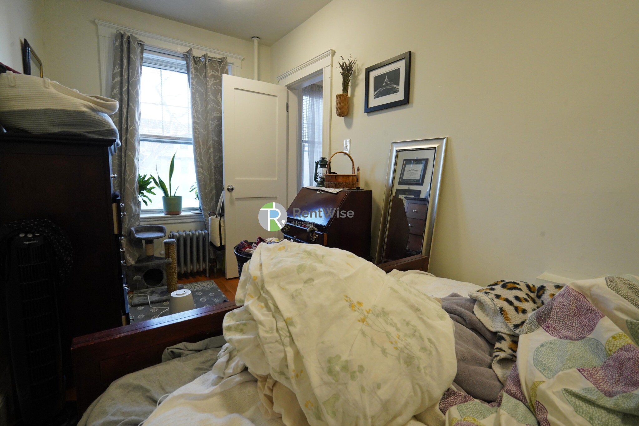 1850 Commonwealth Ave, Brighton