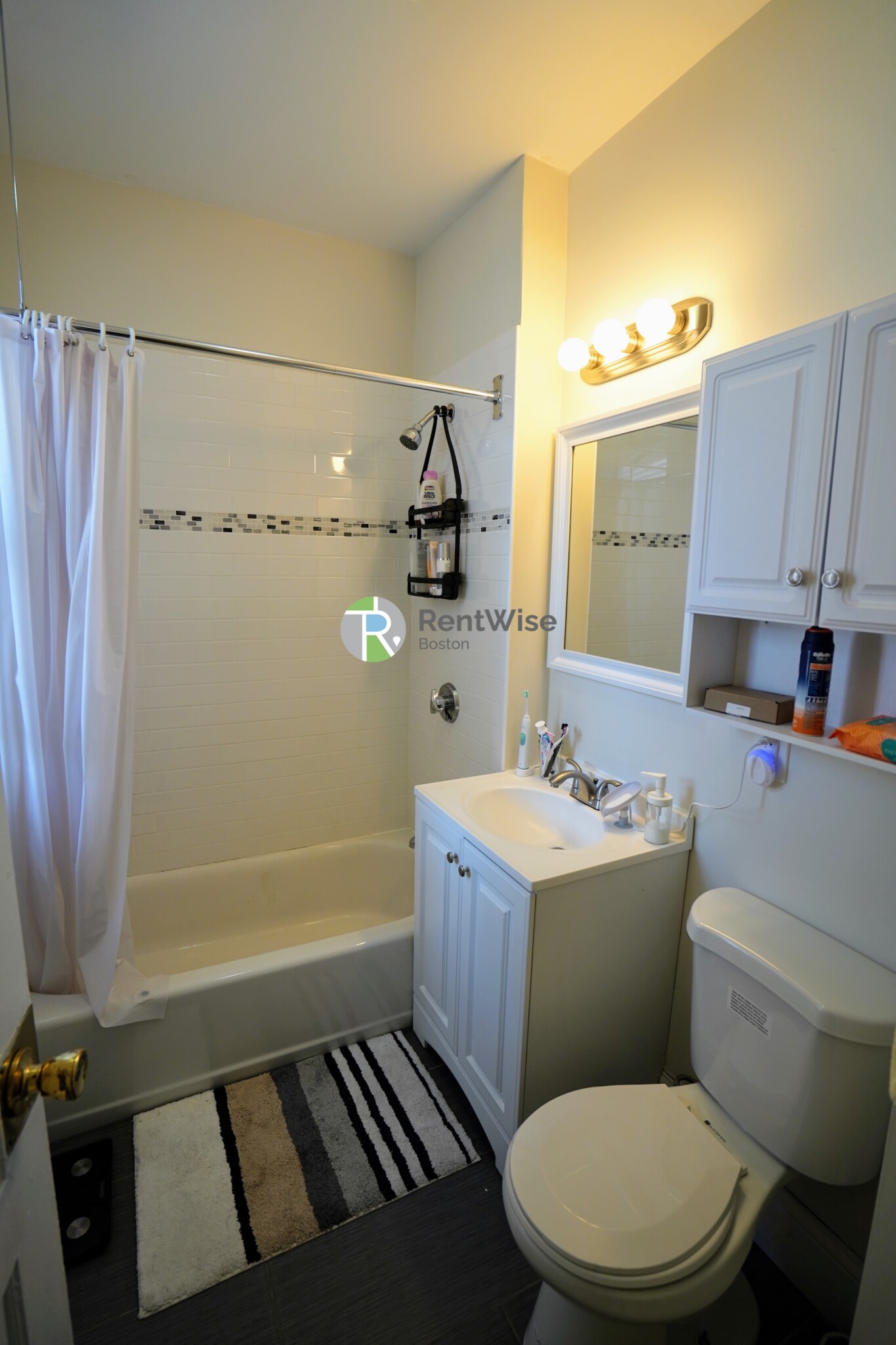 3 Ashford Ct, Allston