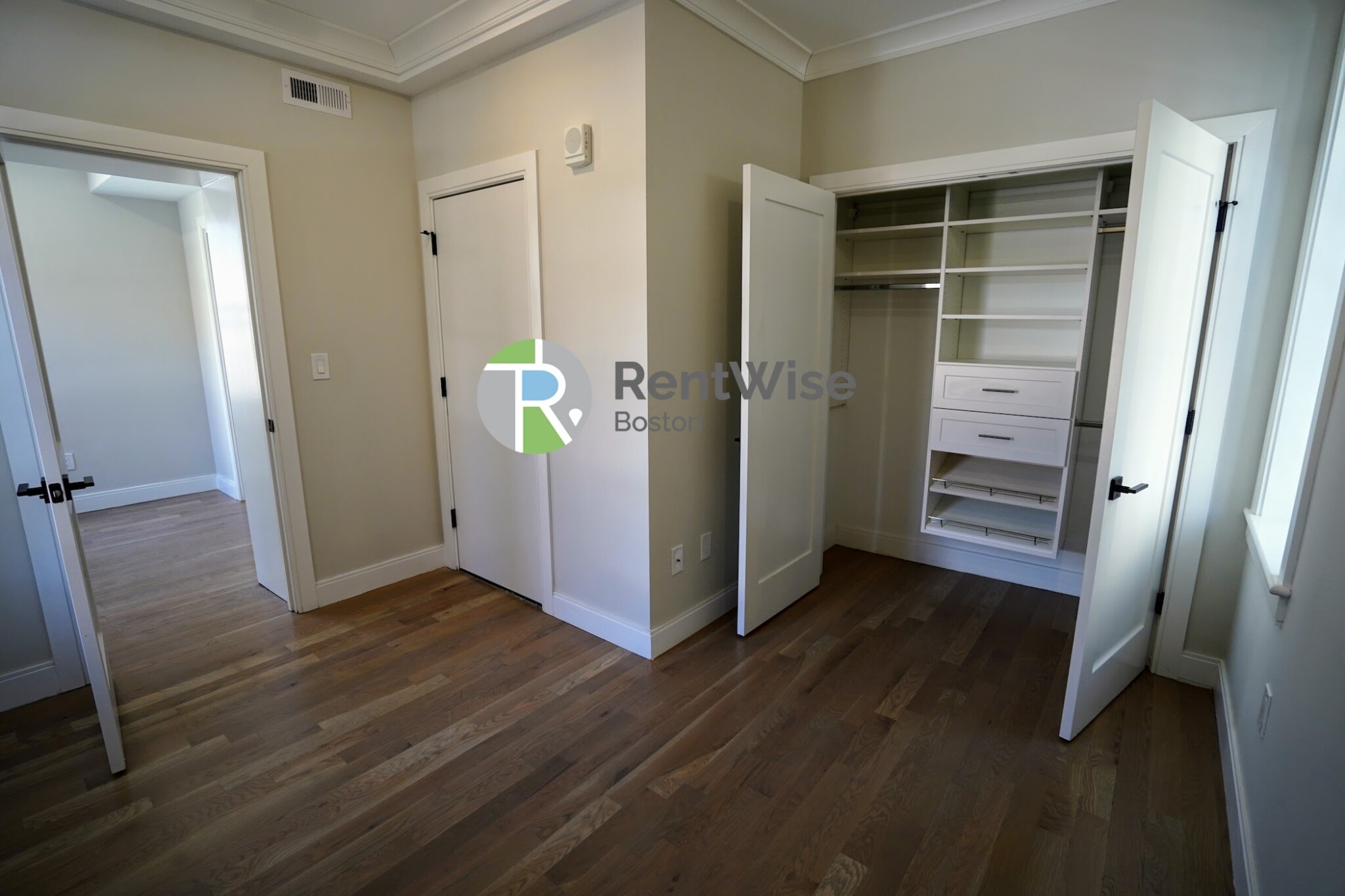 47 Englewood Ave, Brighton