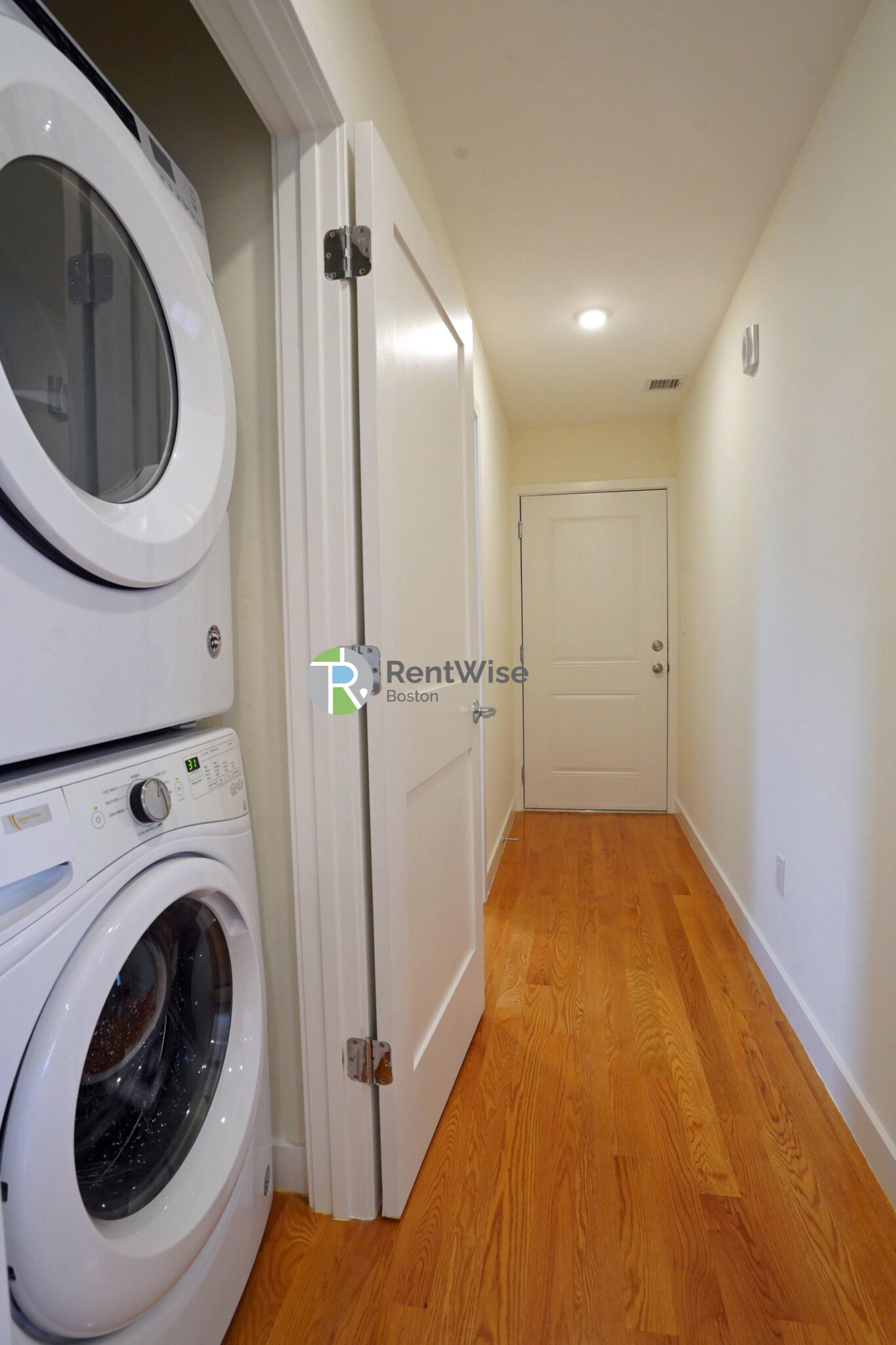 15 Kelley Ct, Brighton