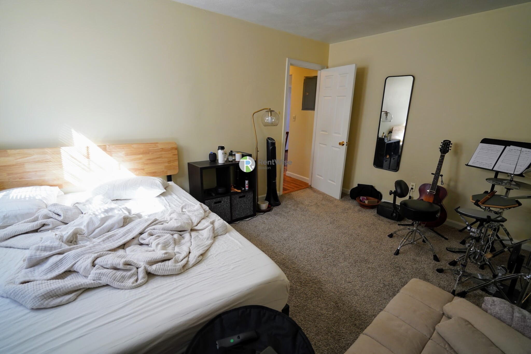 3-15 Lorraine Ter, Allston