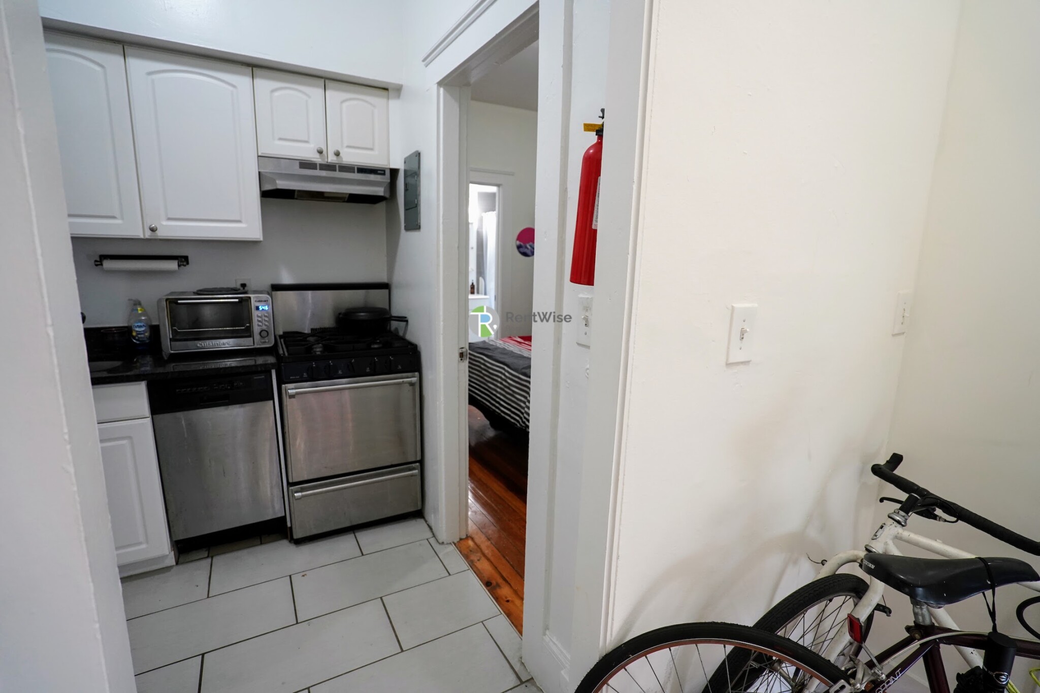 61 Brighton Ave, Allston