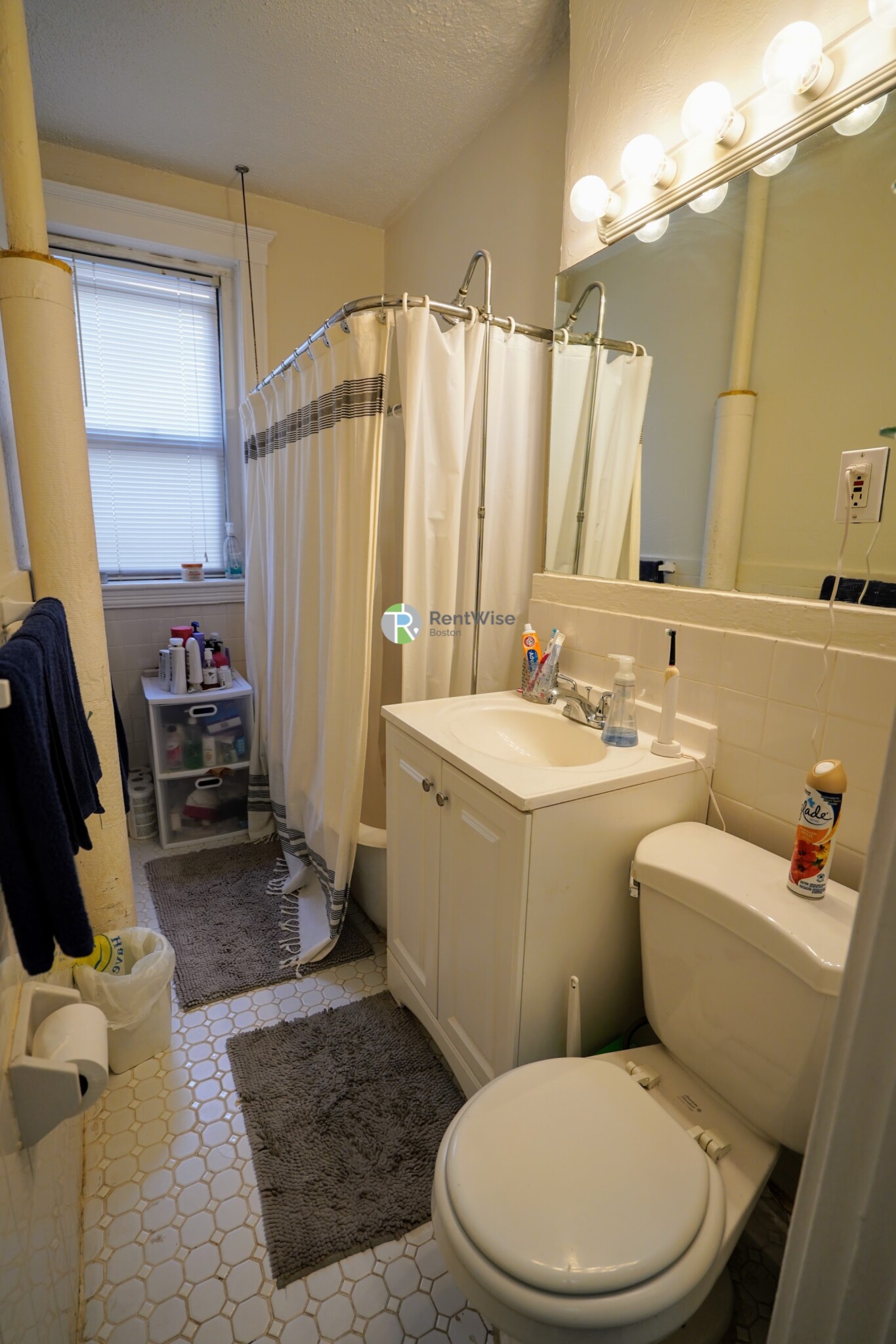 15 Carol Ave, Brighton