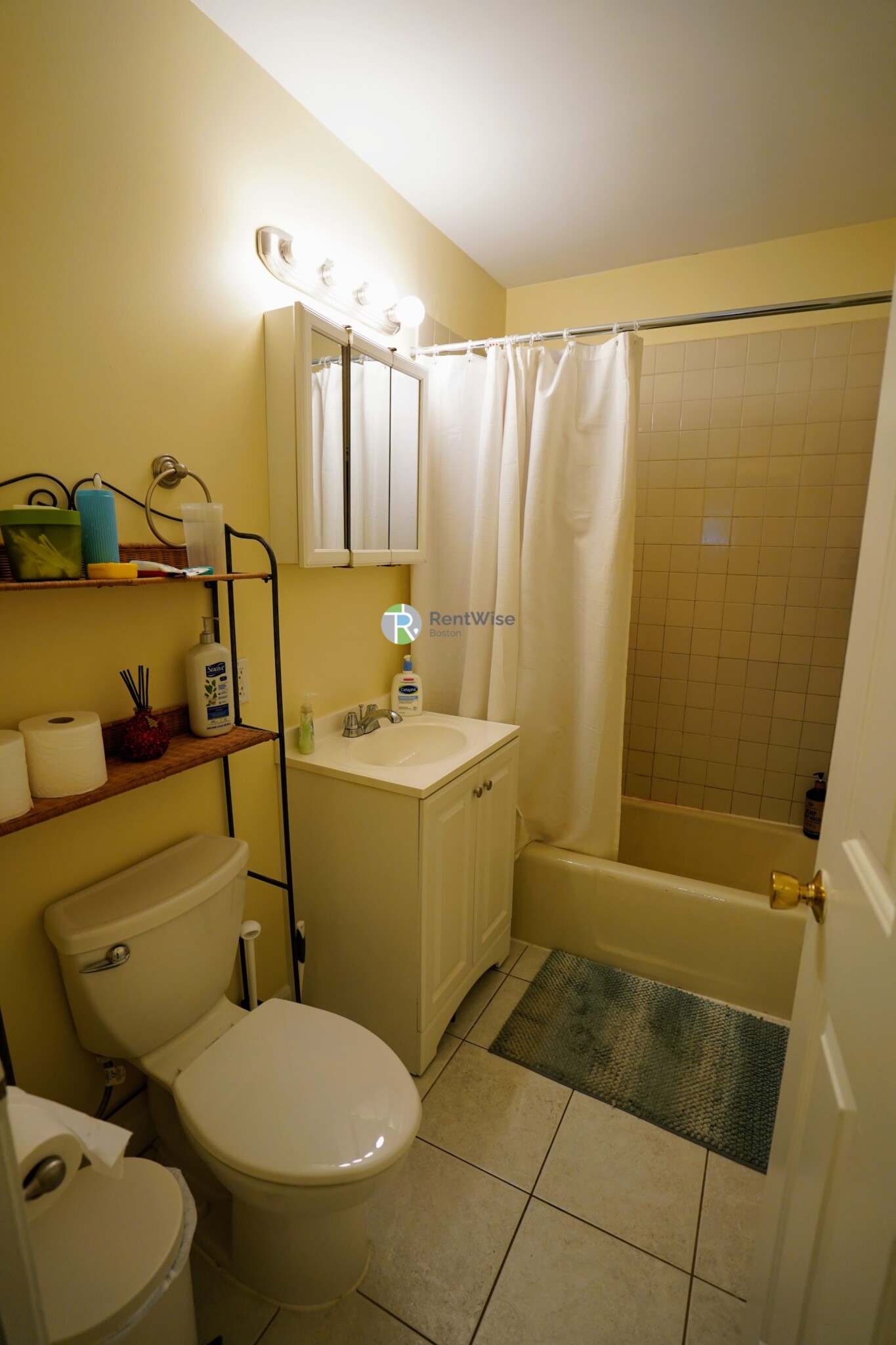 6 Lorraine St, Roslindale