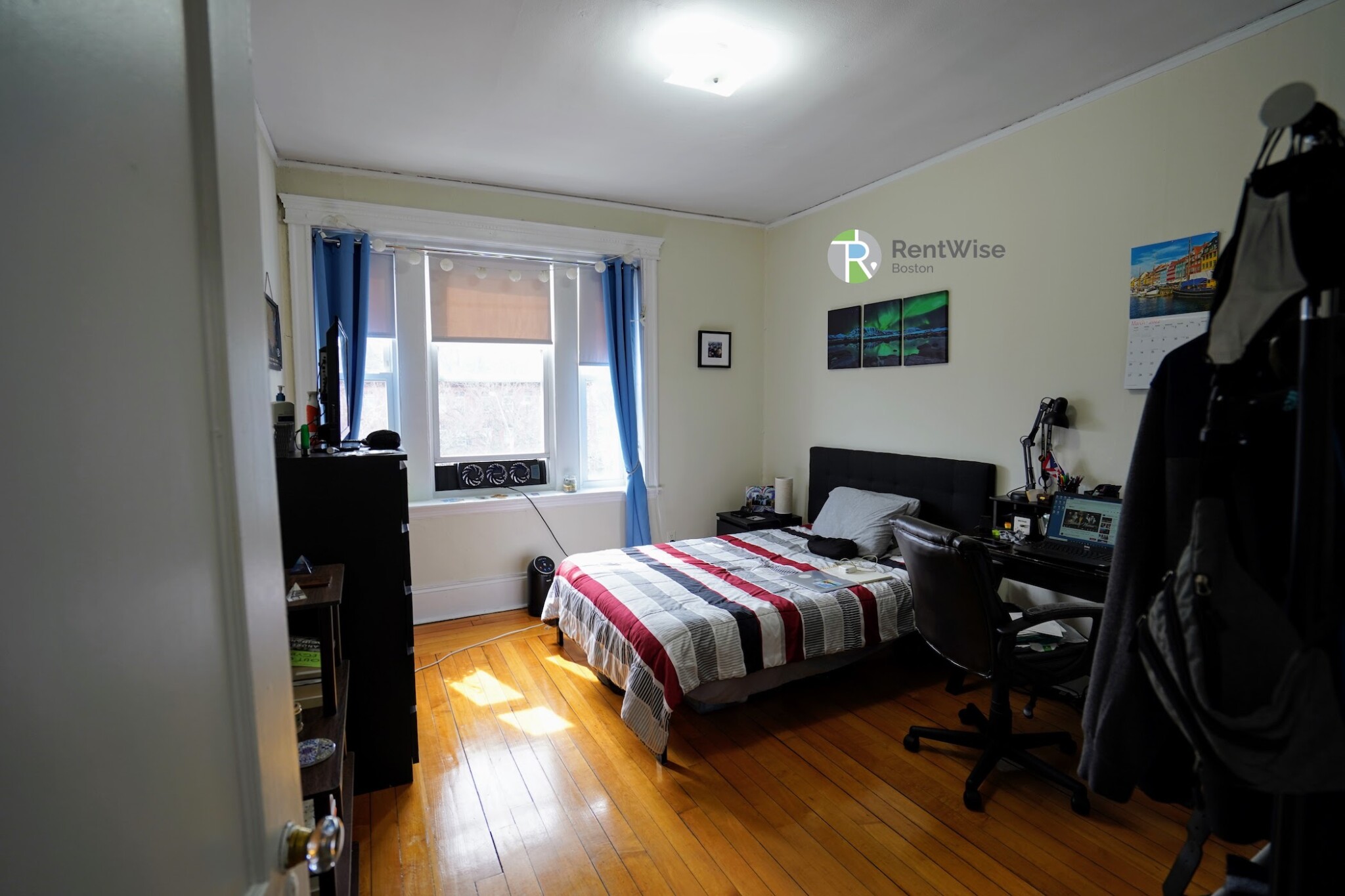 1822 Beacon St, Brookline