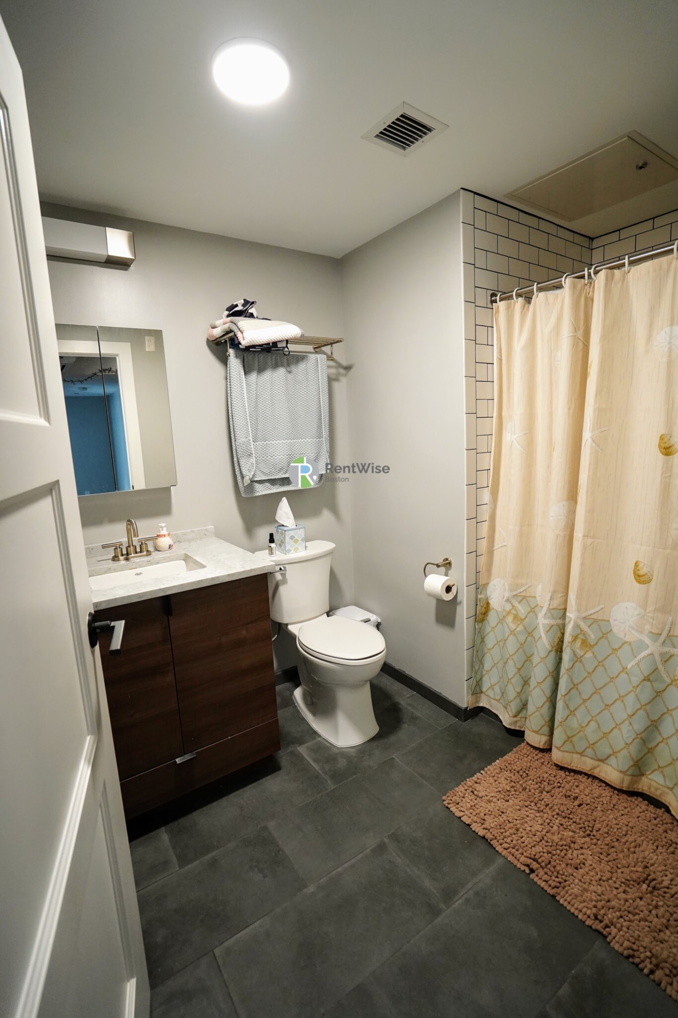 100 Hemenway St, Fenway