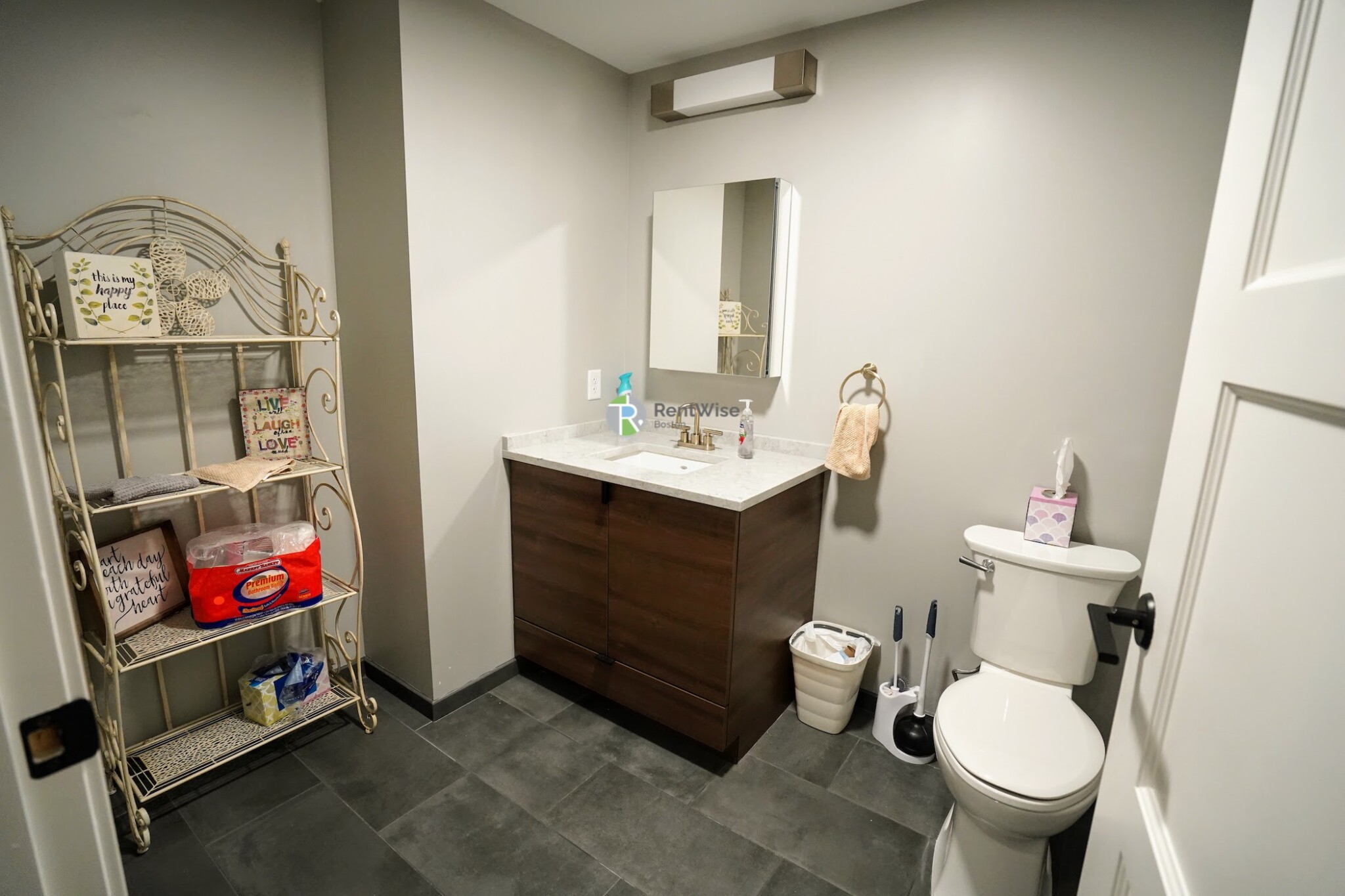 100 Hemenway St, Fenway