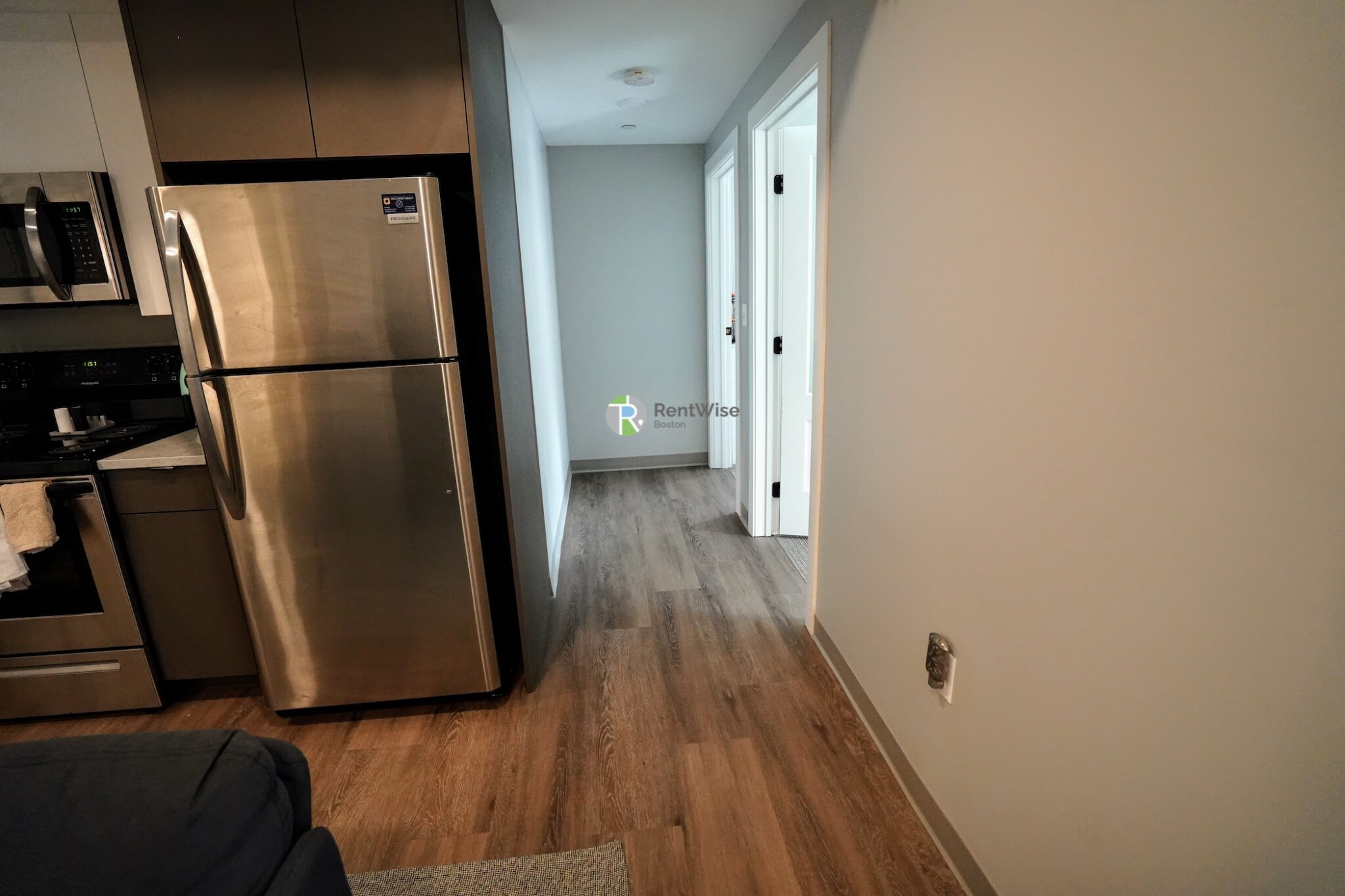 100 Hemenway St, Fenway