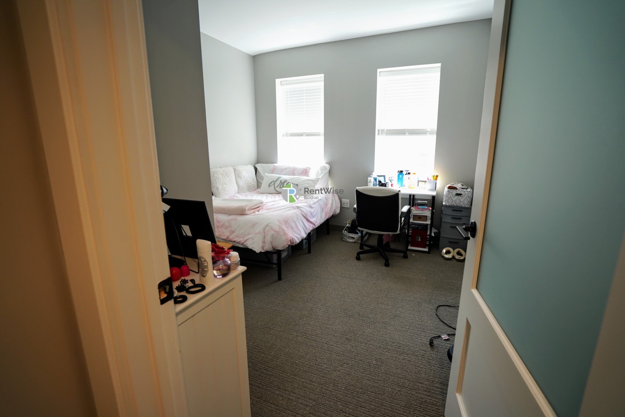 100 Hemenway St, Fenway