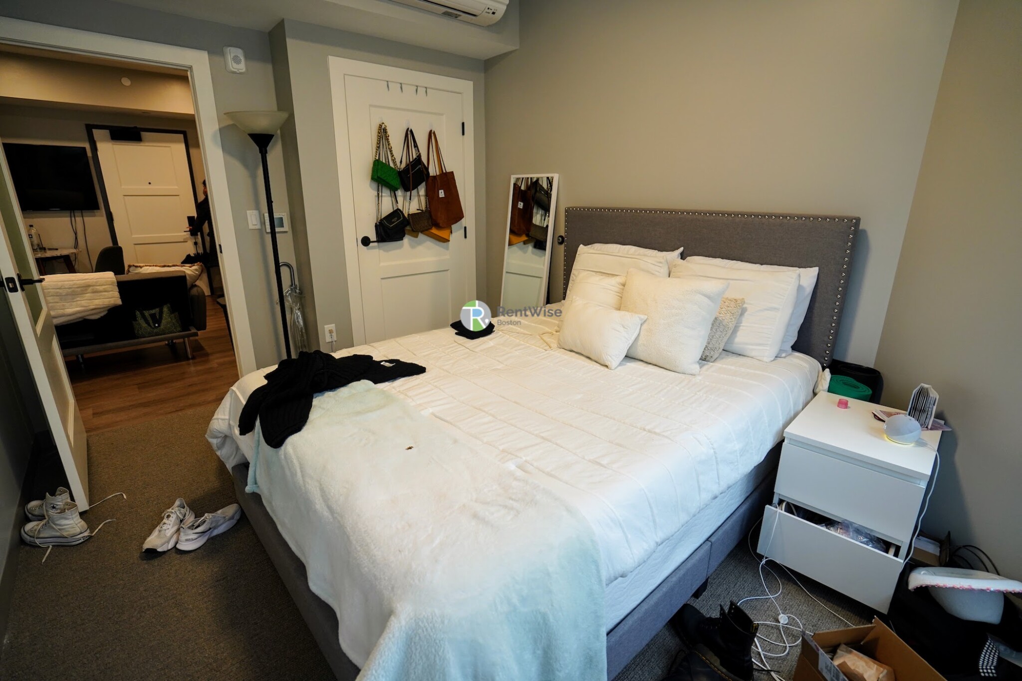 100 Hemenway St, Fenway