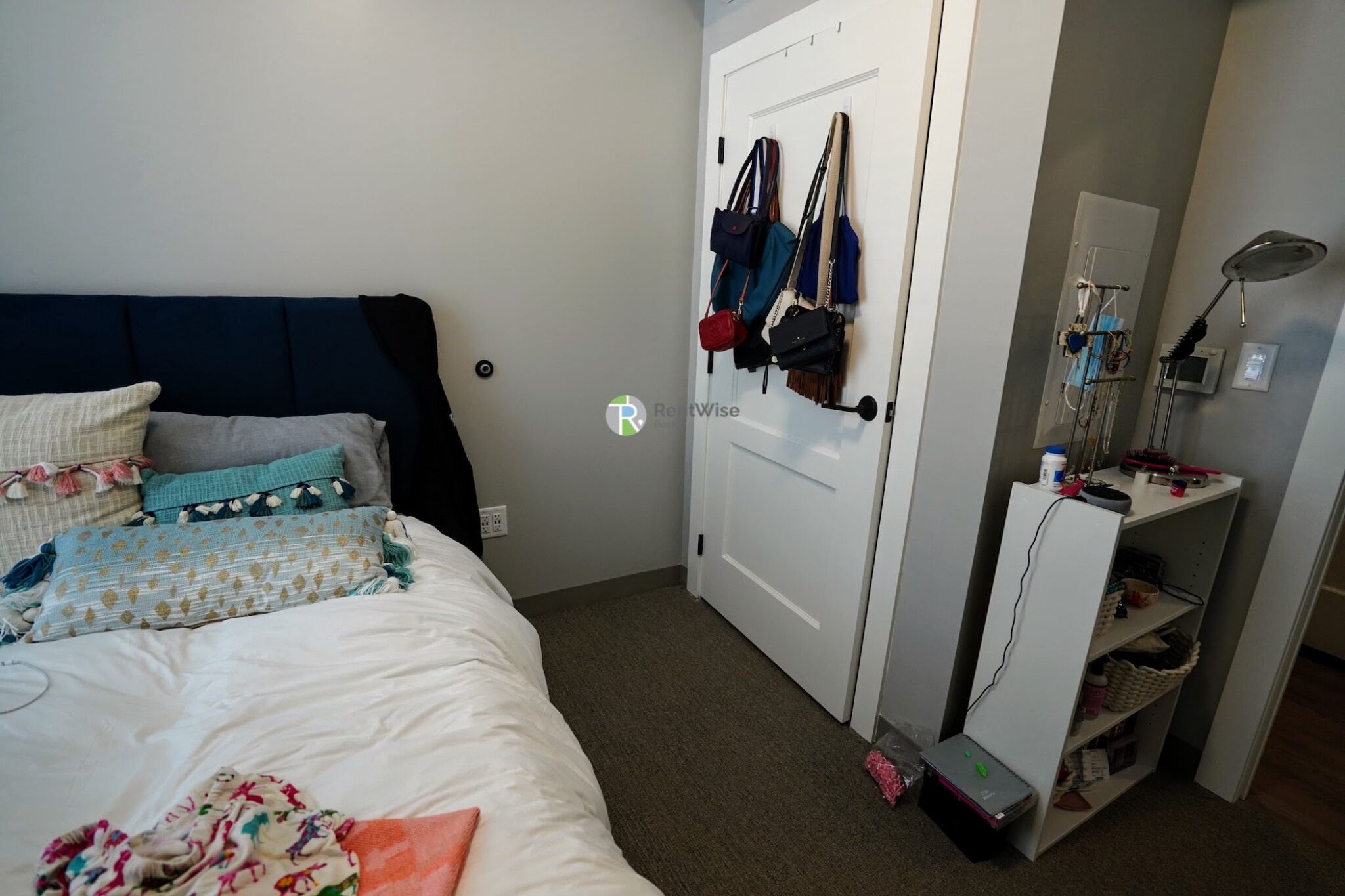 100 Hemenway St, Fenway