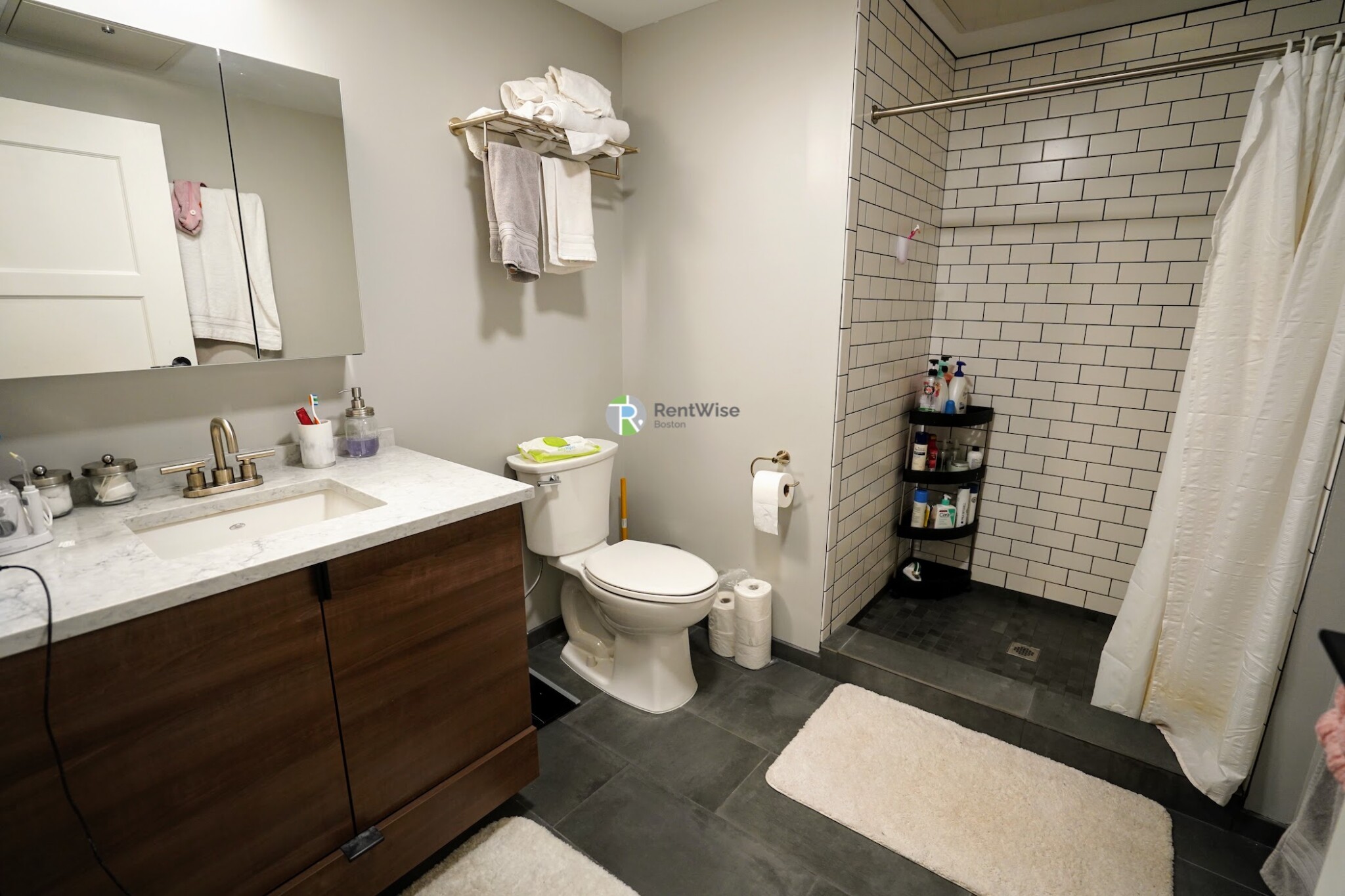 100 Hemenway St, Fenway