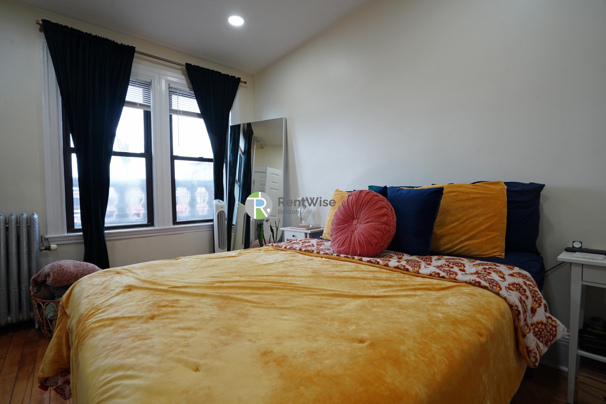 1218 Commonwealth Ave, Allston