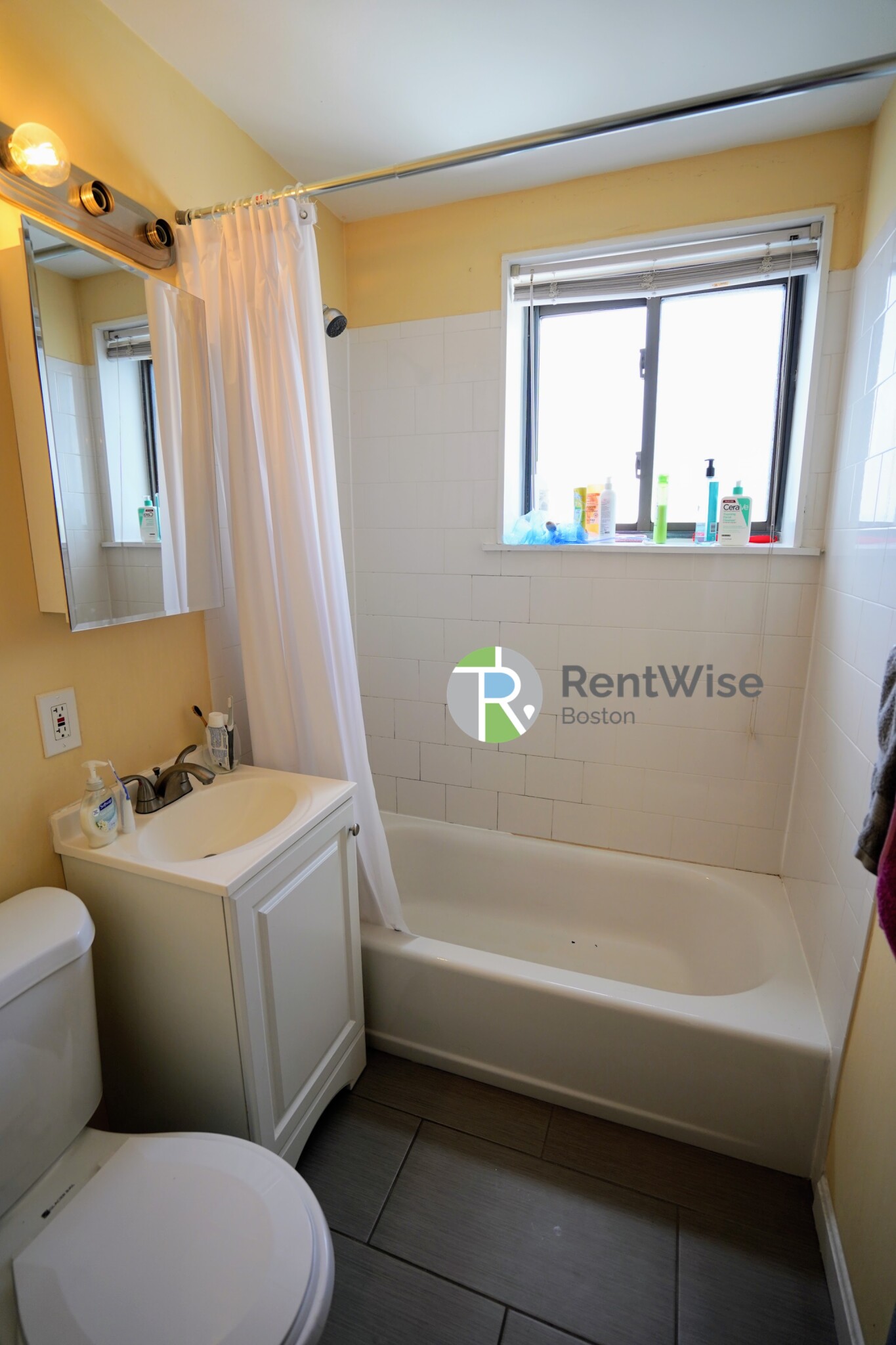 1200 Commonwealth Ave, Brighton