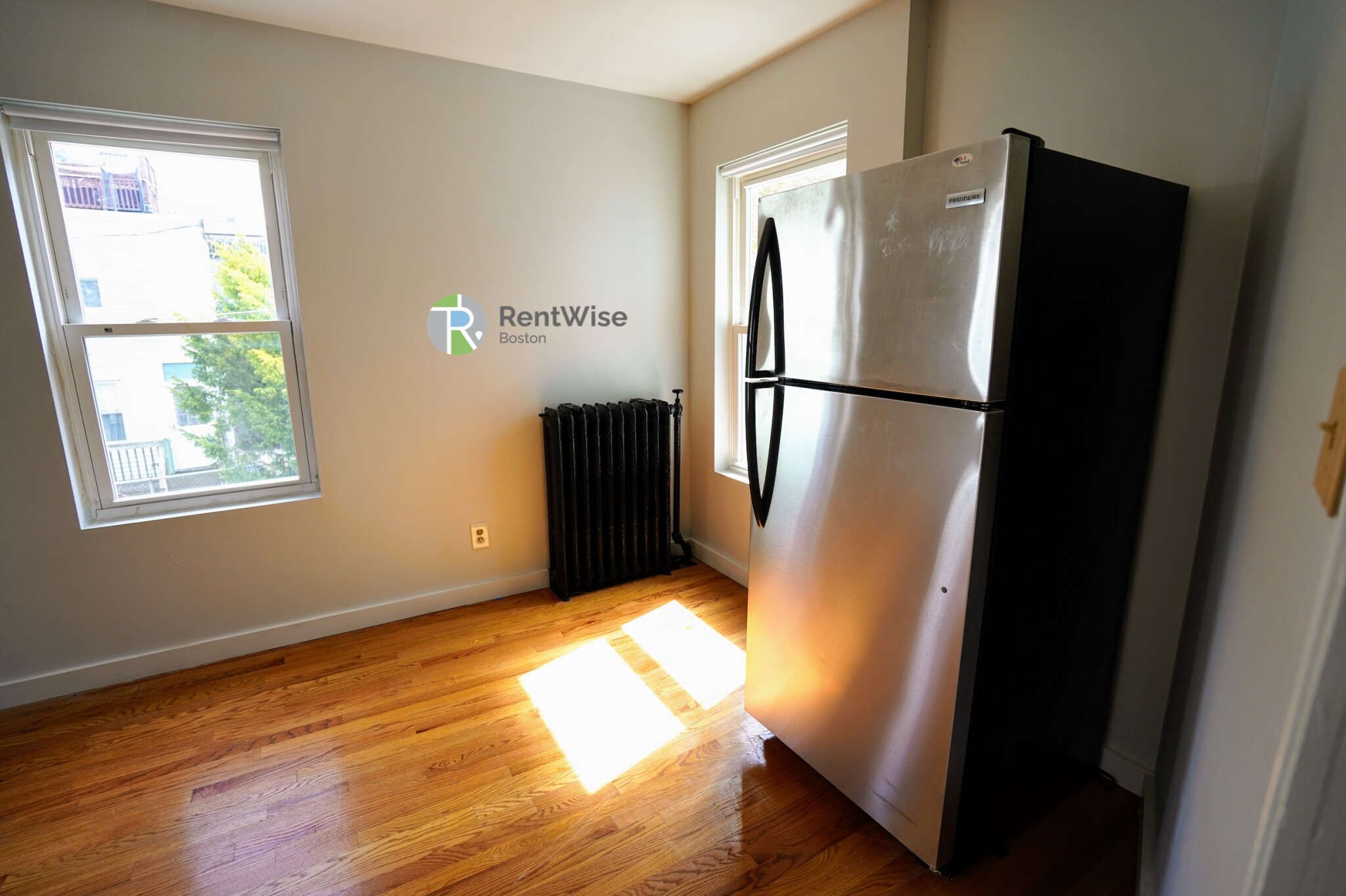 381 Dorchester St, South Boston