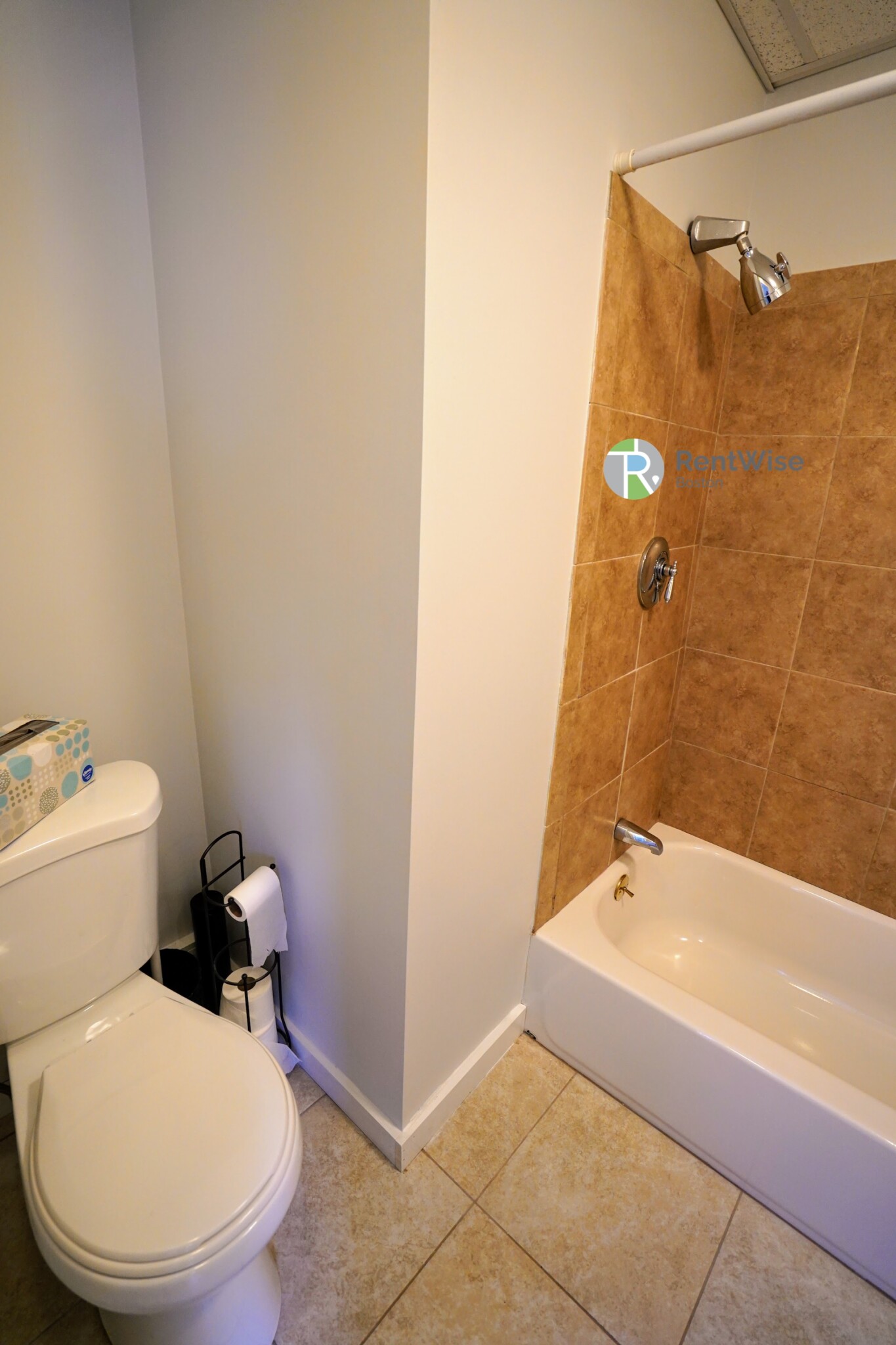 381 Dorchester St, South Boston