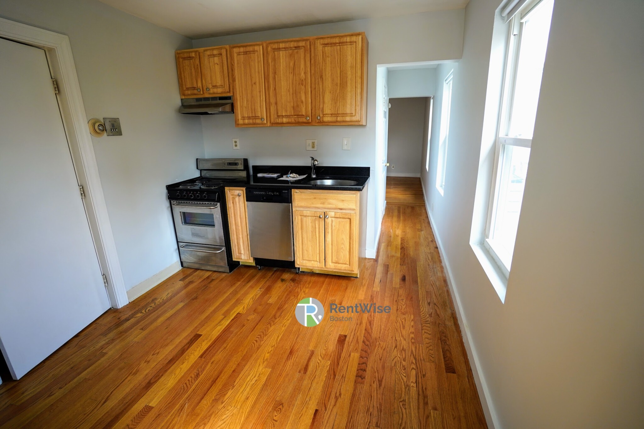 381 Dorchester St, South Boston