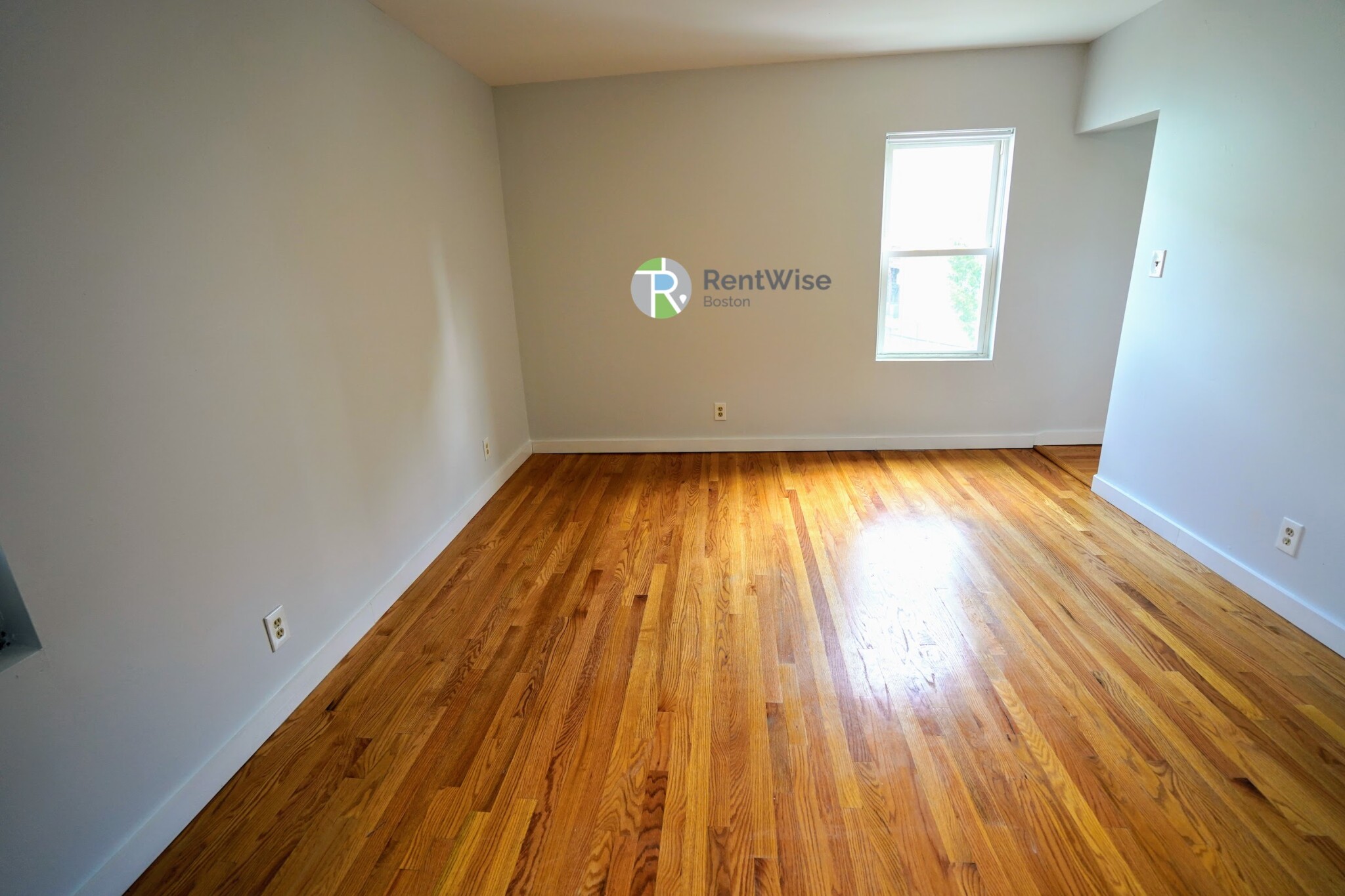 381 Dorchester St, South Boston