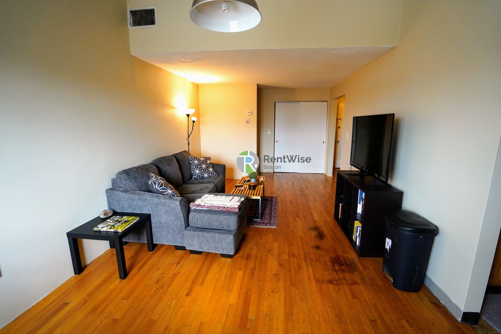 385 Dorchester St, South Boston