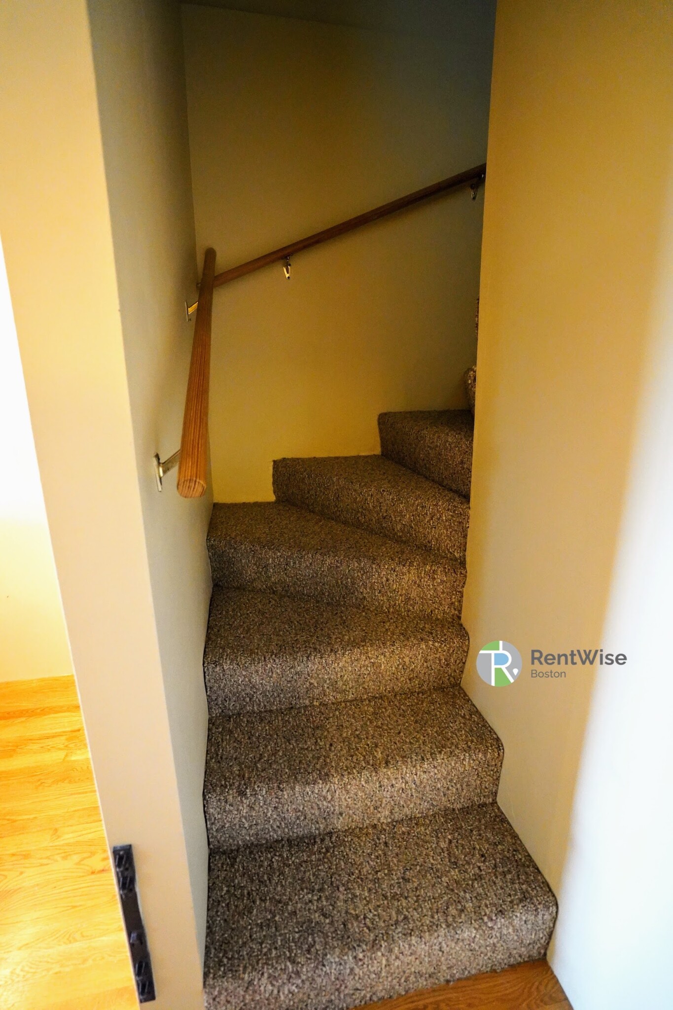 385 Dorchester St, South Boston