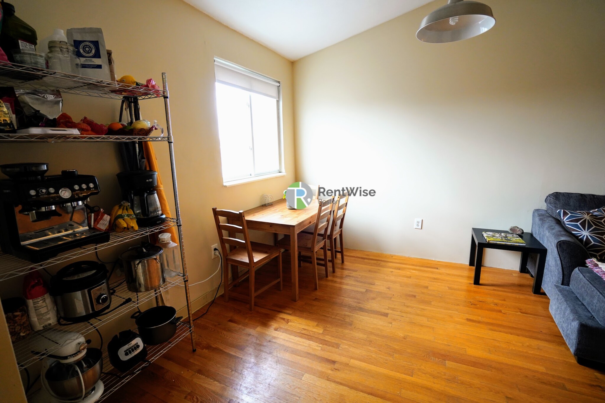 385 Dorchester St, South Boston