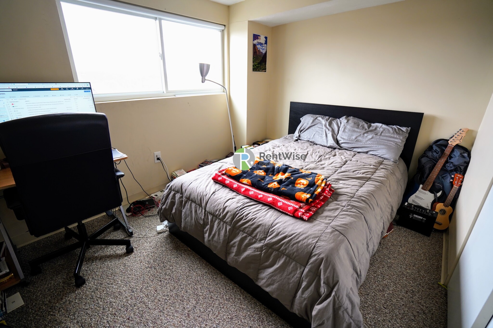 385 Dorchester St, South Boston