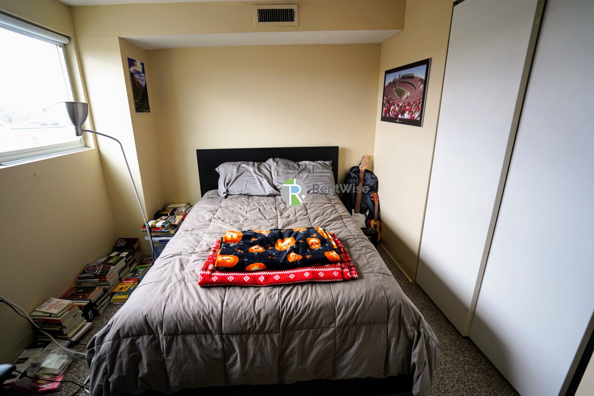 385 Dorchester St, South Boston