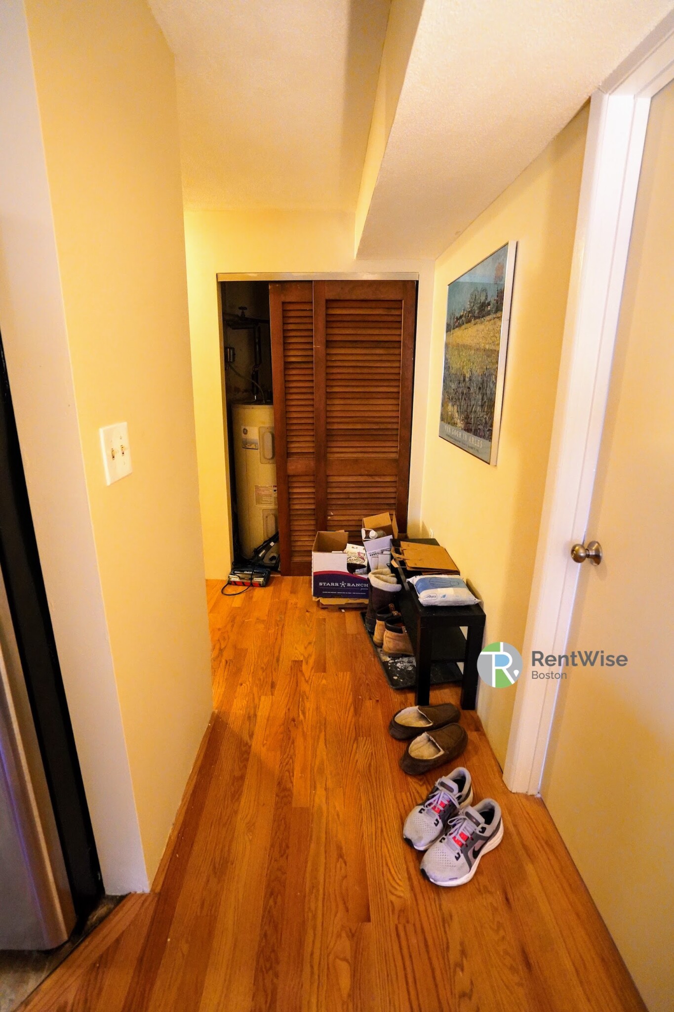 385 Dorchester St, South Boston