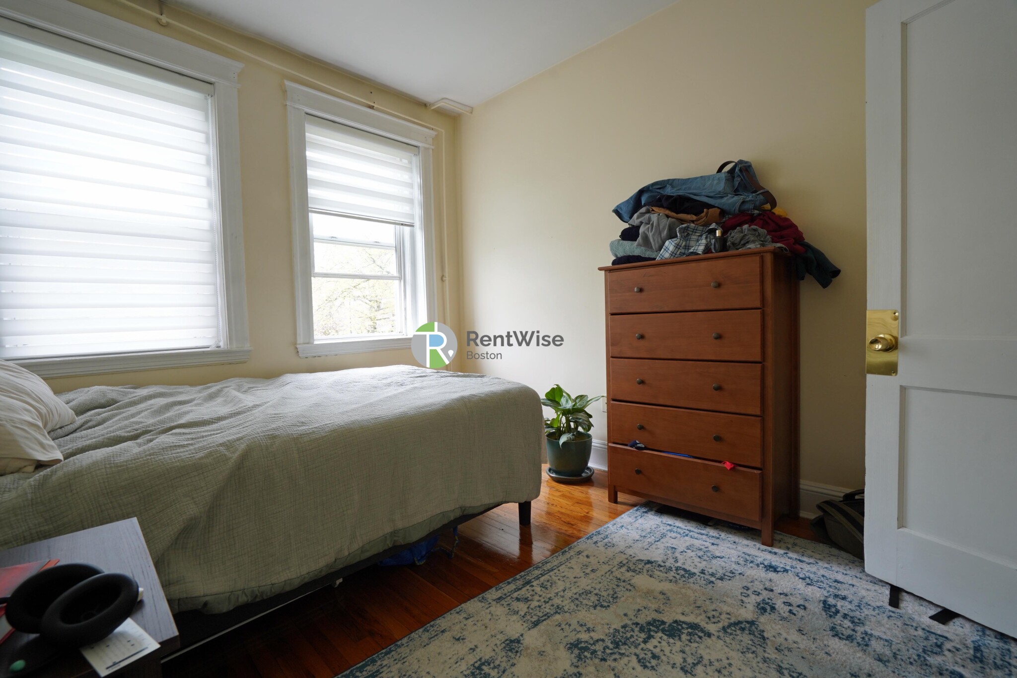 1844 Commonwealth Ave, Brighton