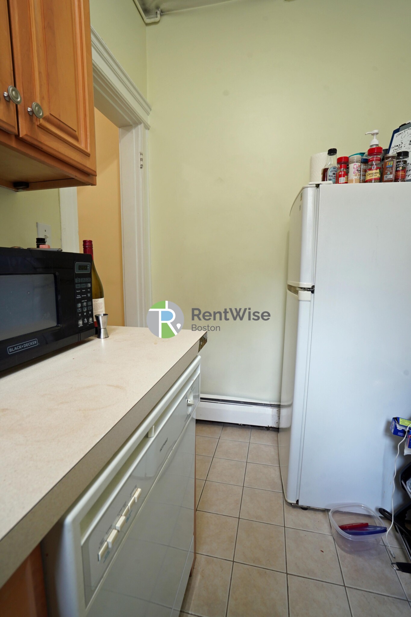 1844 Commonwealth Ave, Brighton