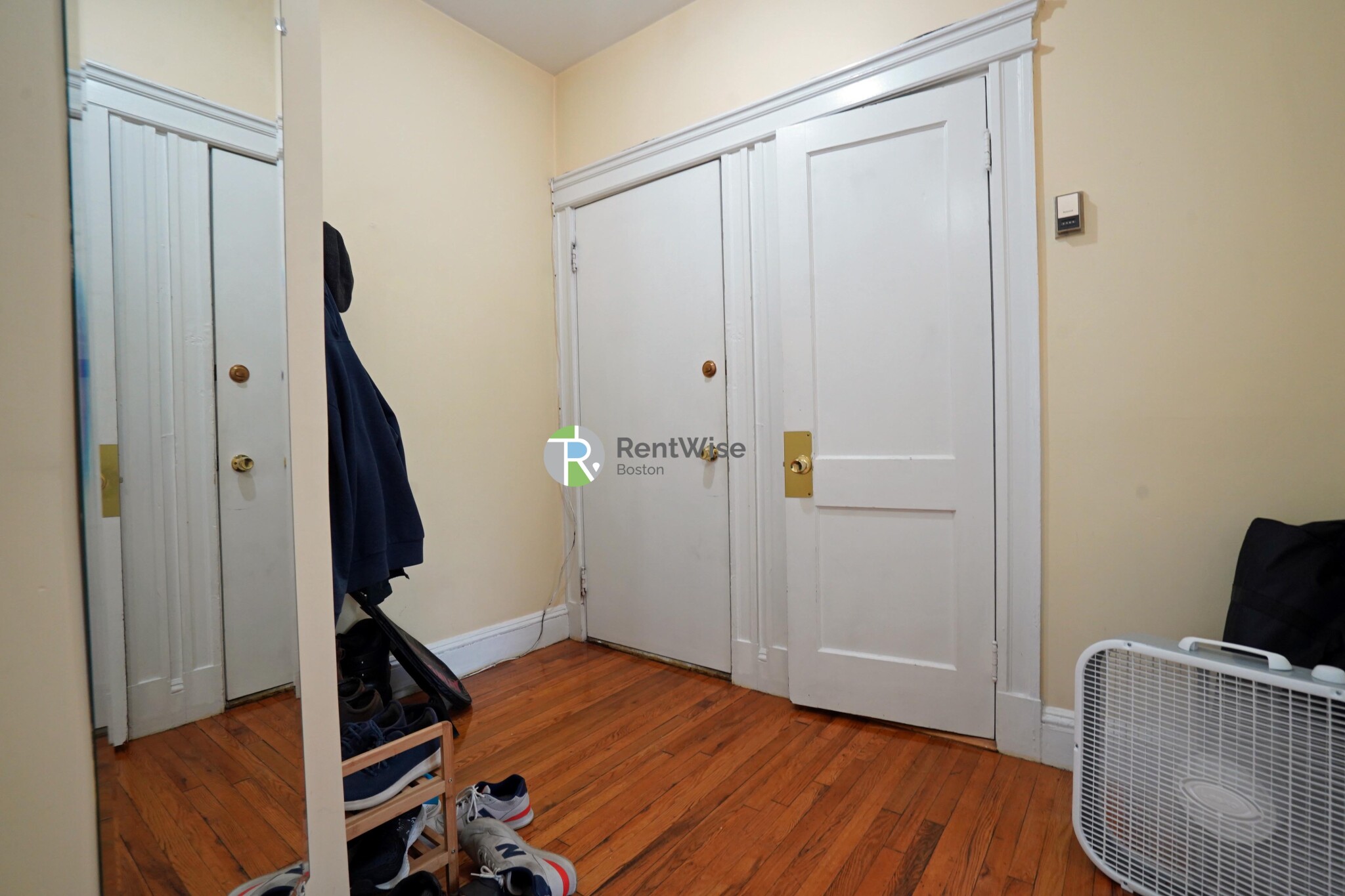 1844 Commonwealth Ave, Brighton