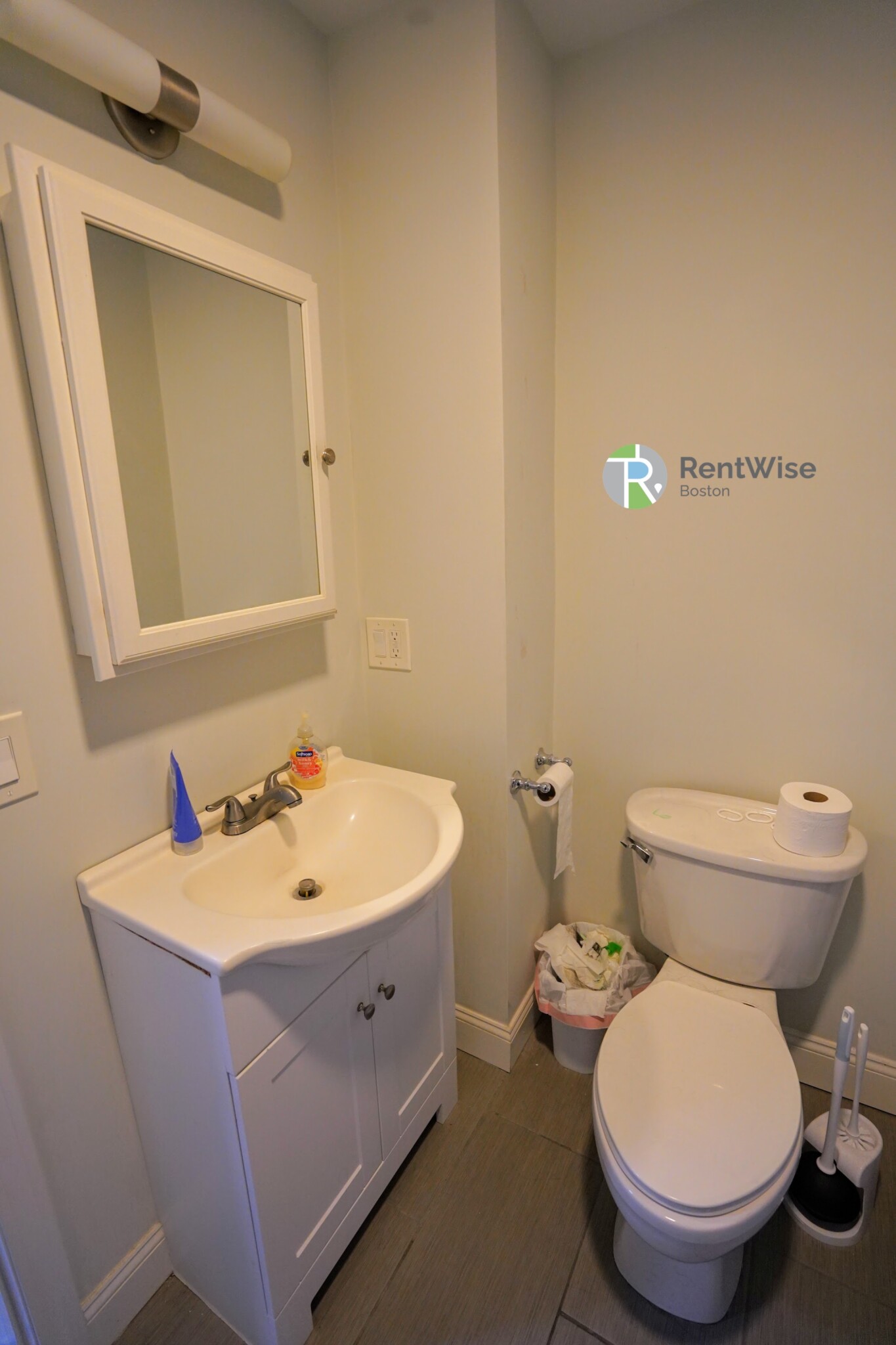 417 Cardinal Medeiros Ave, Wellington-Harrington