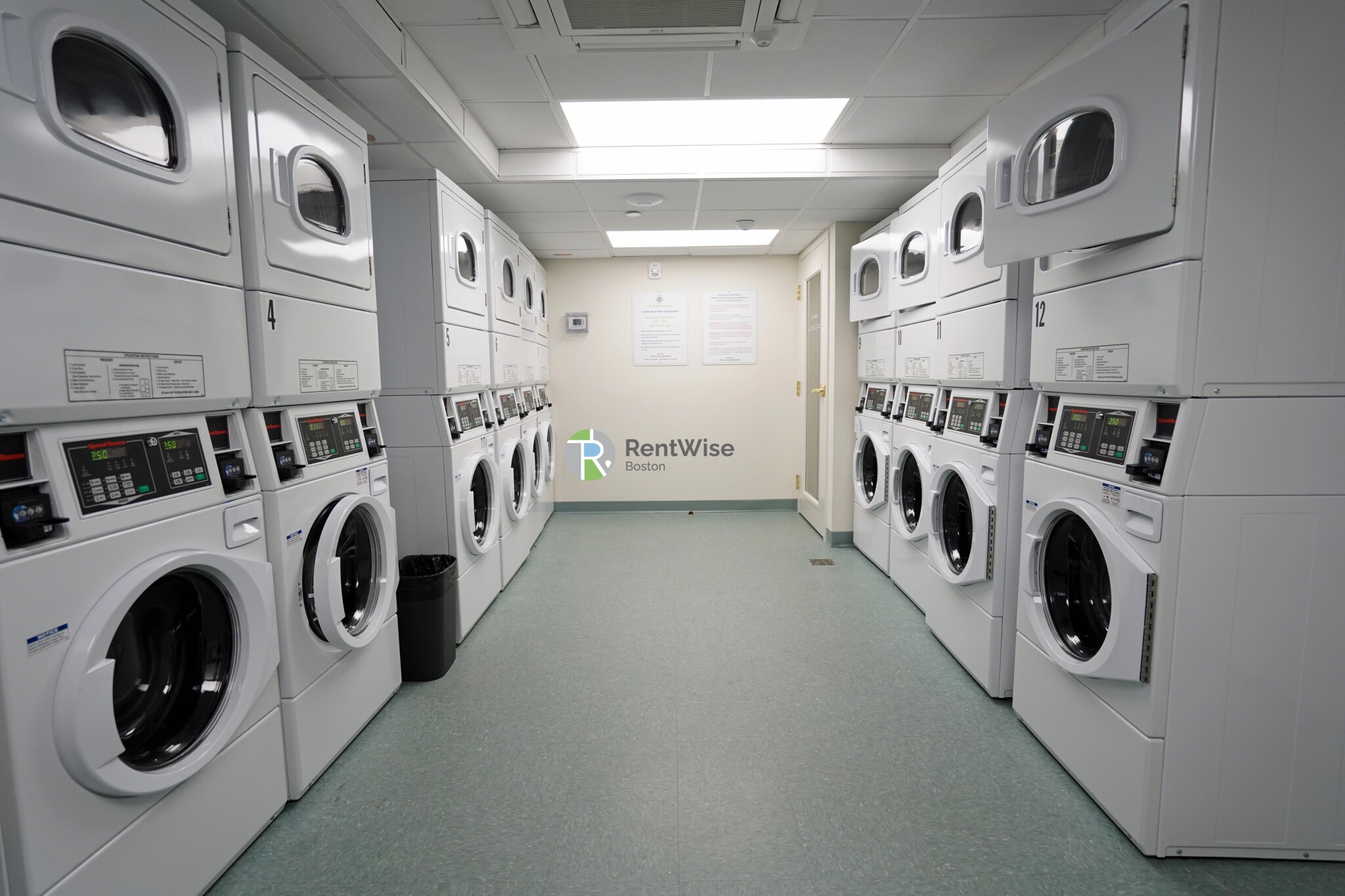 24 Chauncy St, Neighborhood Nine