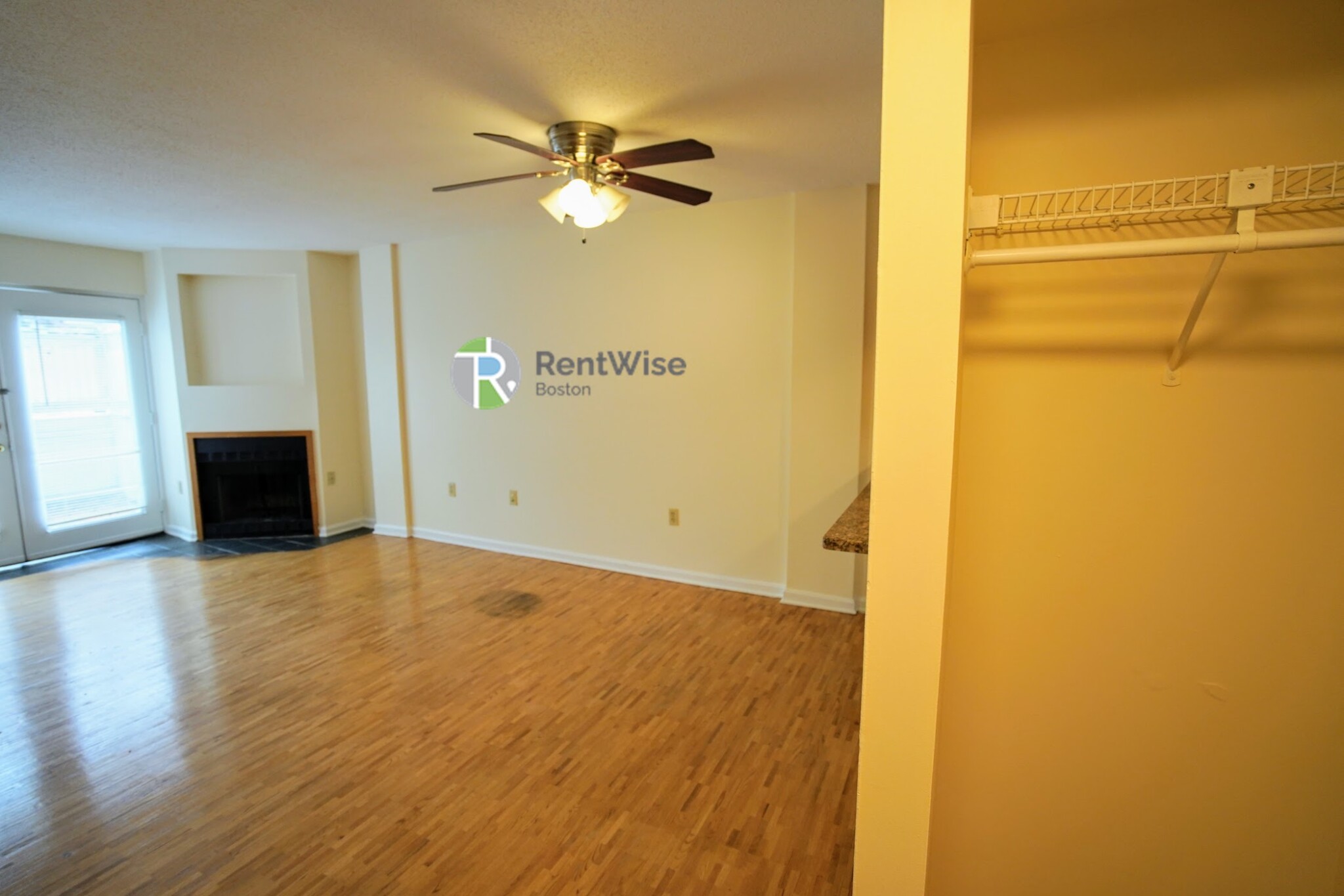 345 Franklin St, Riverside