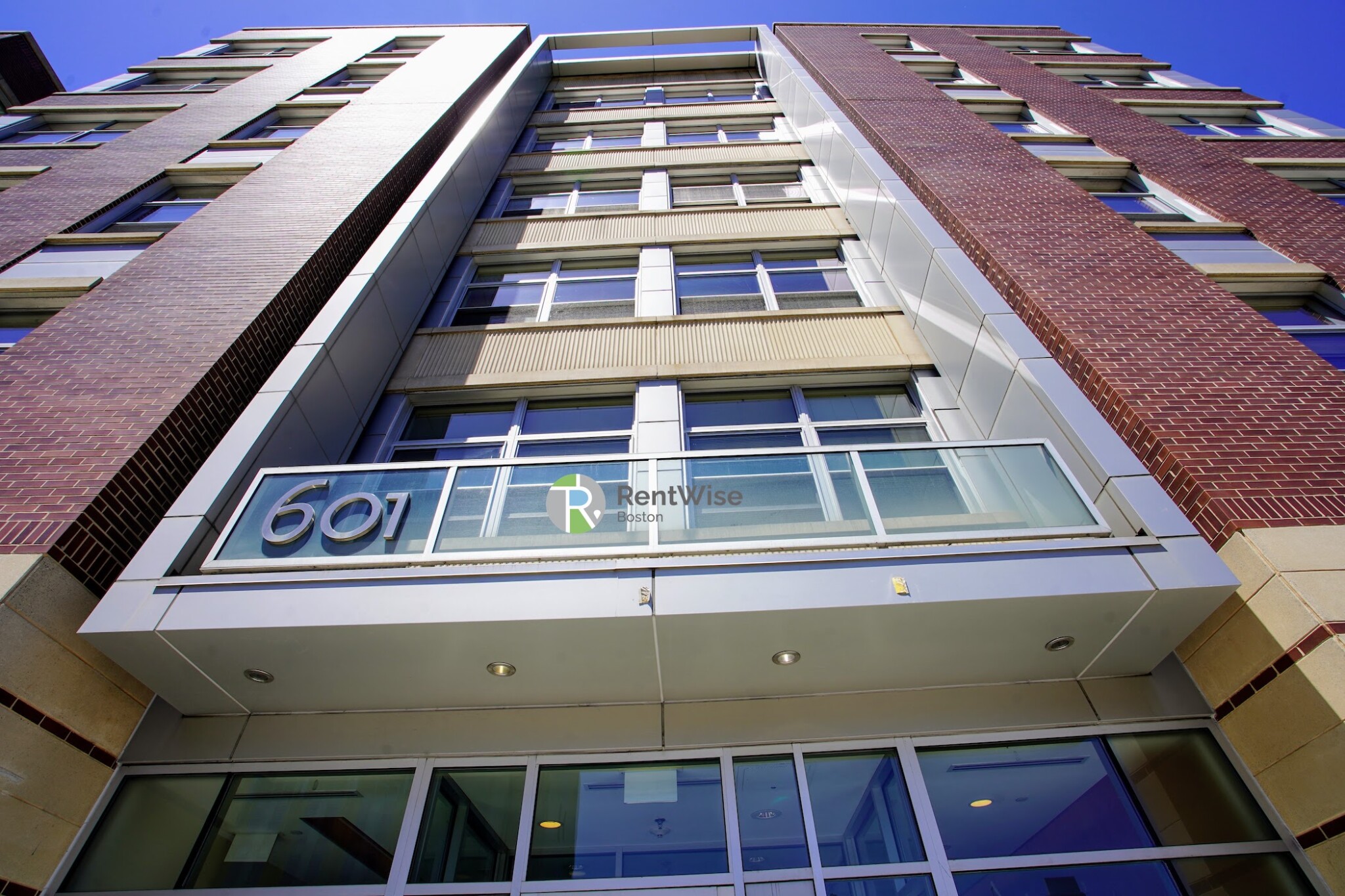 601 Albany St, South End