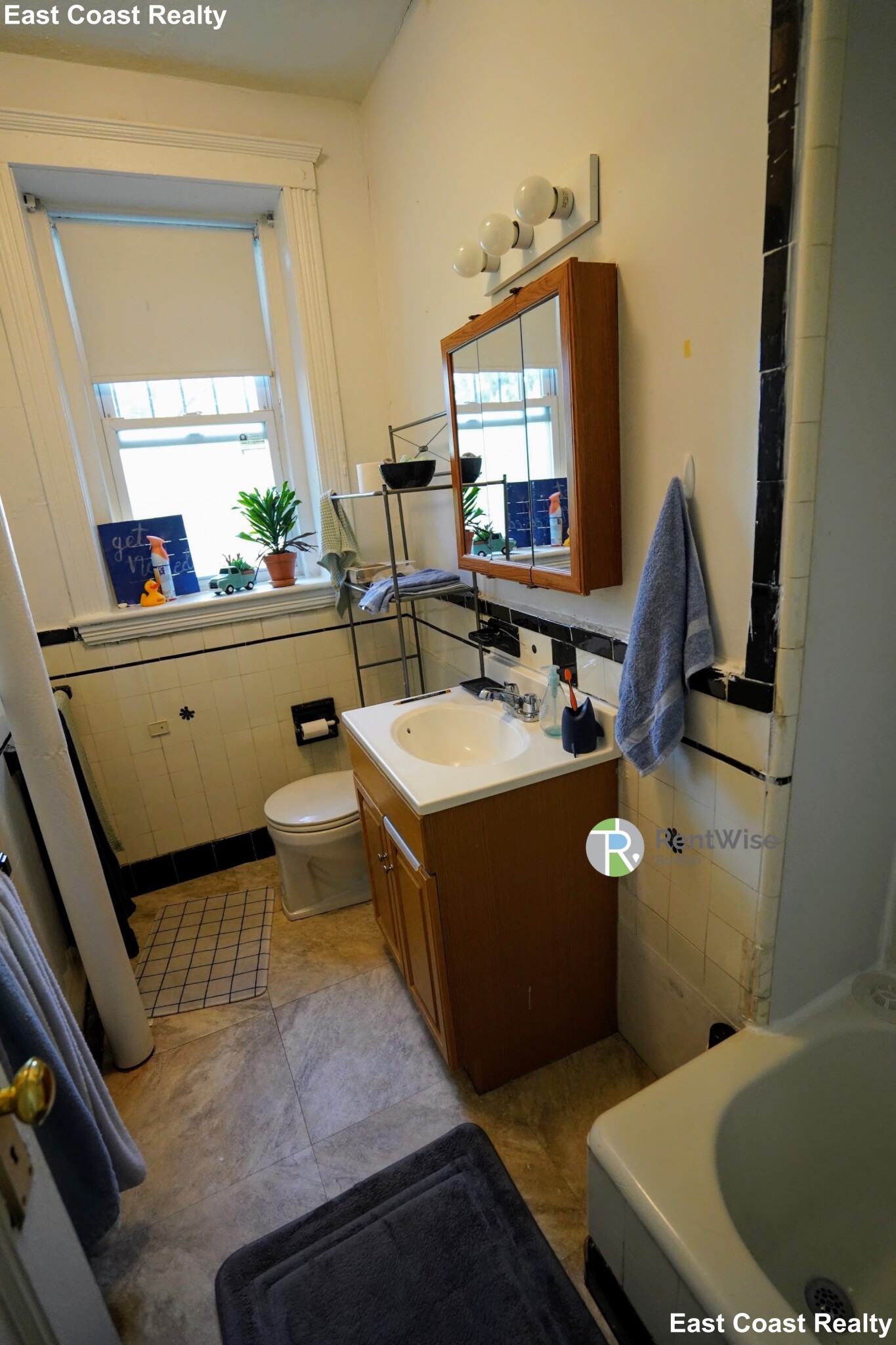 1810 Commonwealth Ave, Brighton