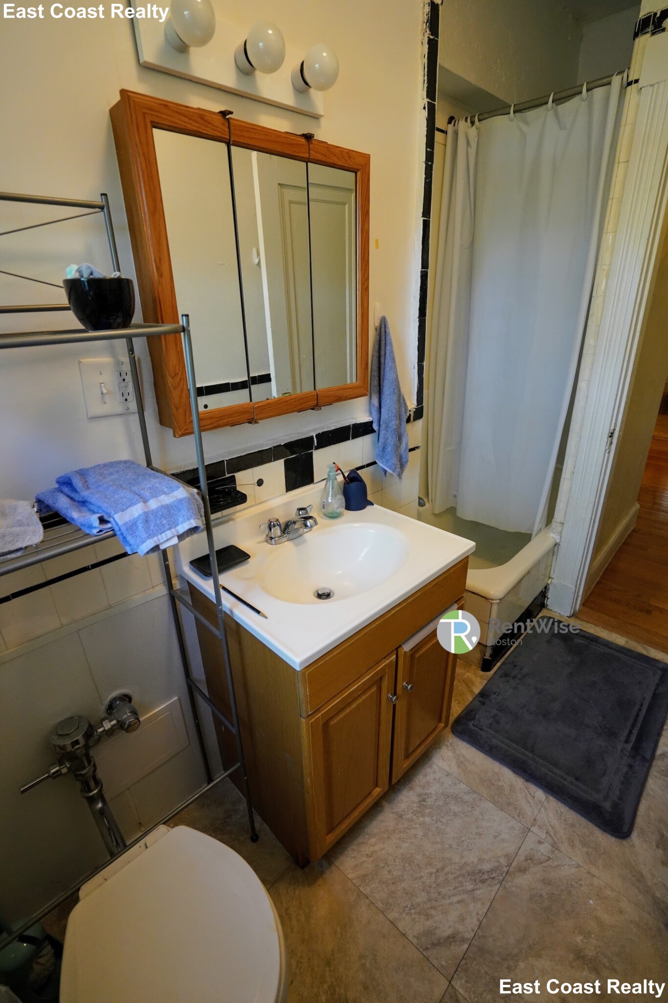 1810 Commonwealth Ave, Brighton