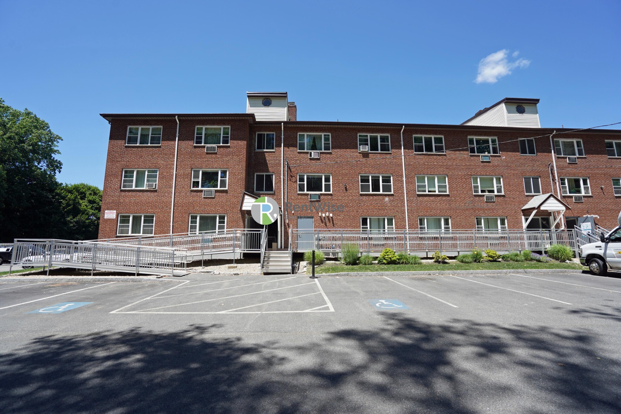 971 Fellsway, Wellington